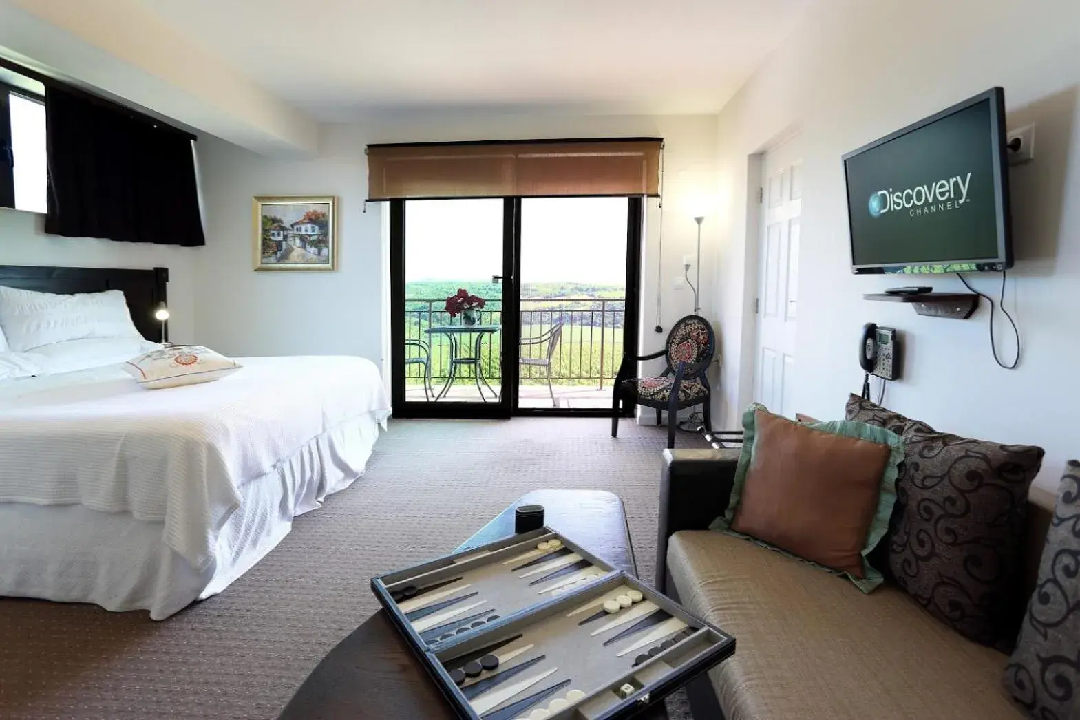 Deluxe Double Room with Terrace and Vineyards & River View in Seven Generations Winery Hotel Deluxe Double Room with Terrace and Vineyards & River View in Seven Generations Winery Hotel