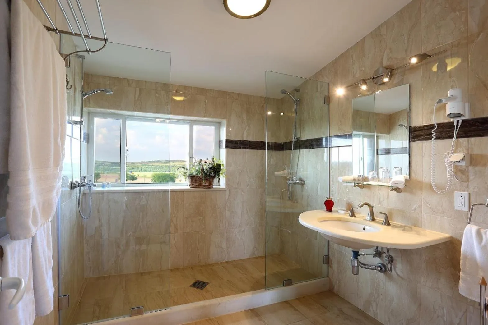 Bathroom in Seven Generations Winery Hotel