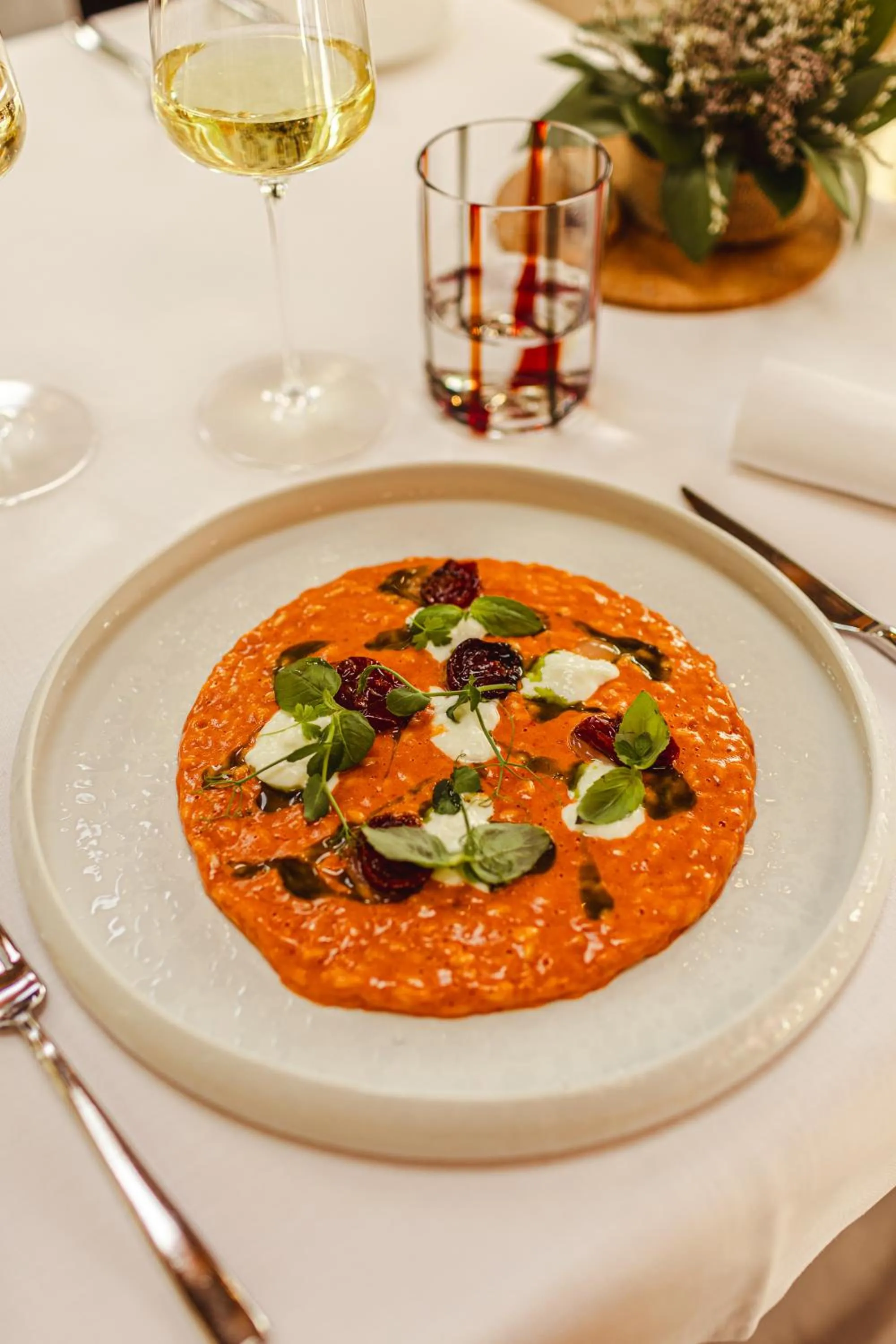 Food in Montana Lodge & Spa, by R Collection Hotels