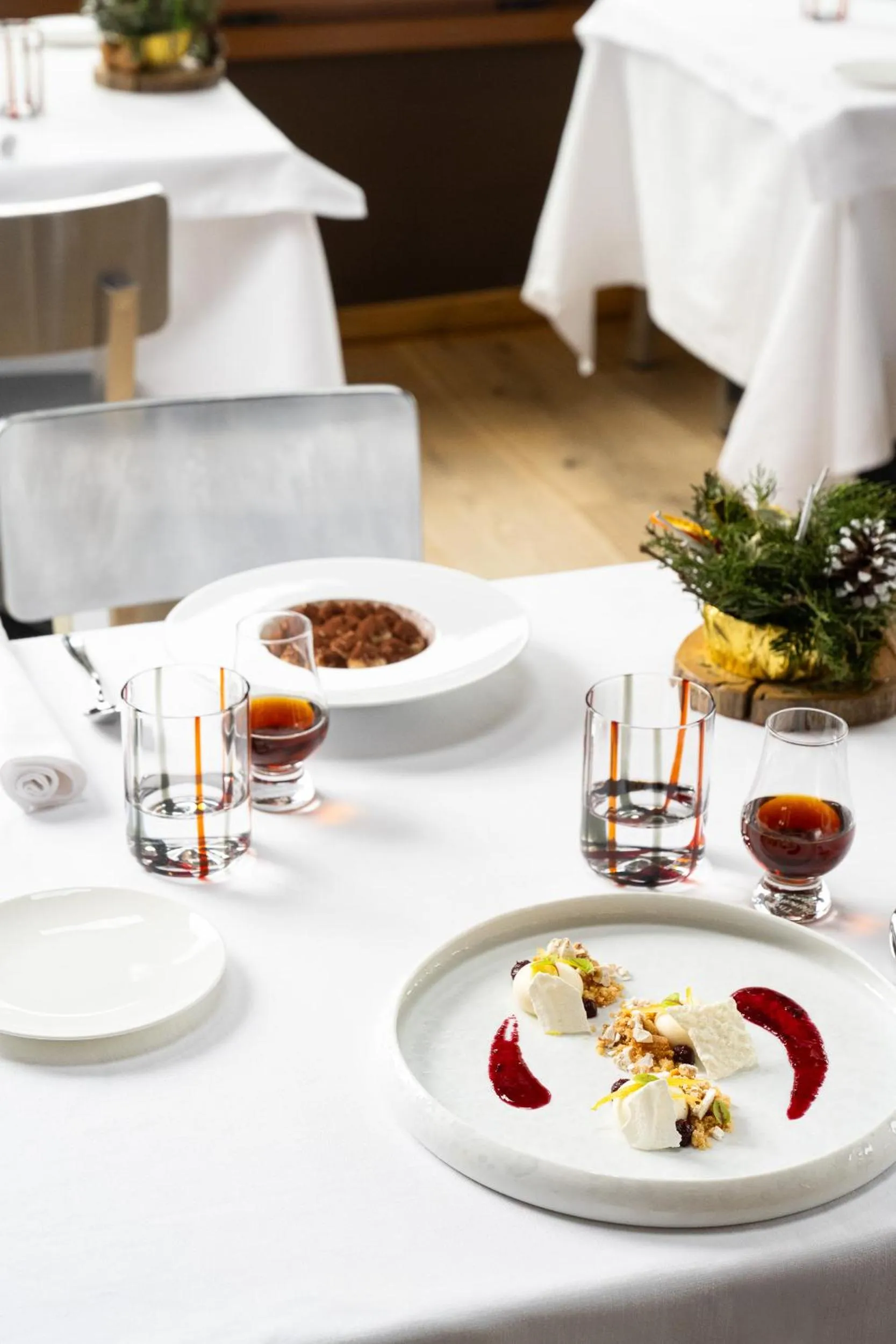 Restaurant/places to eat in Montana Lodge & Spa, by R Collection Hotels