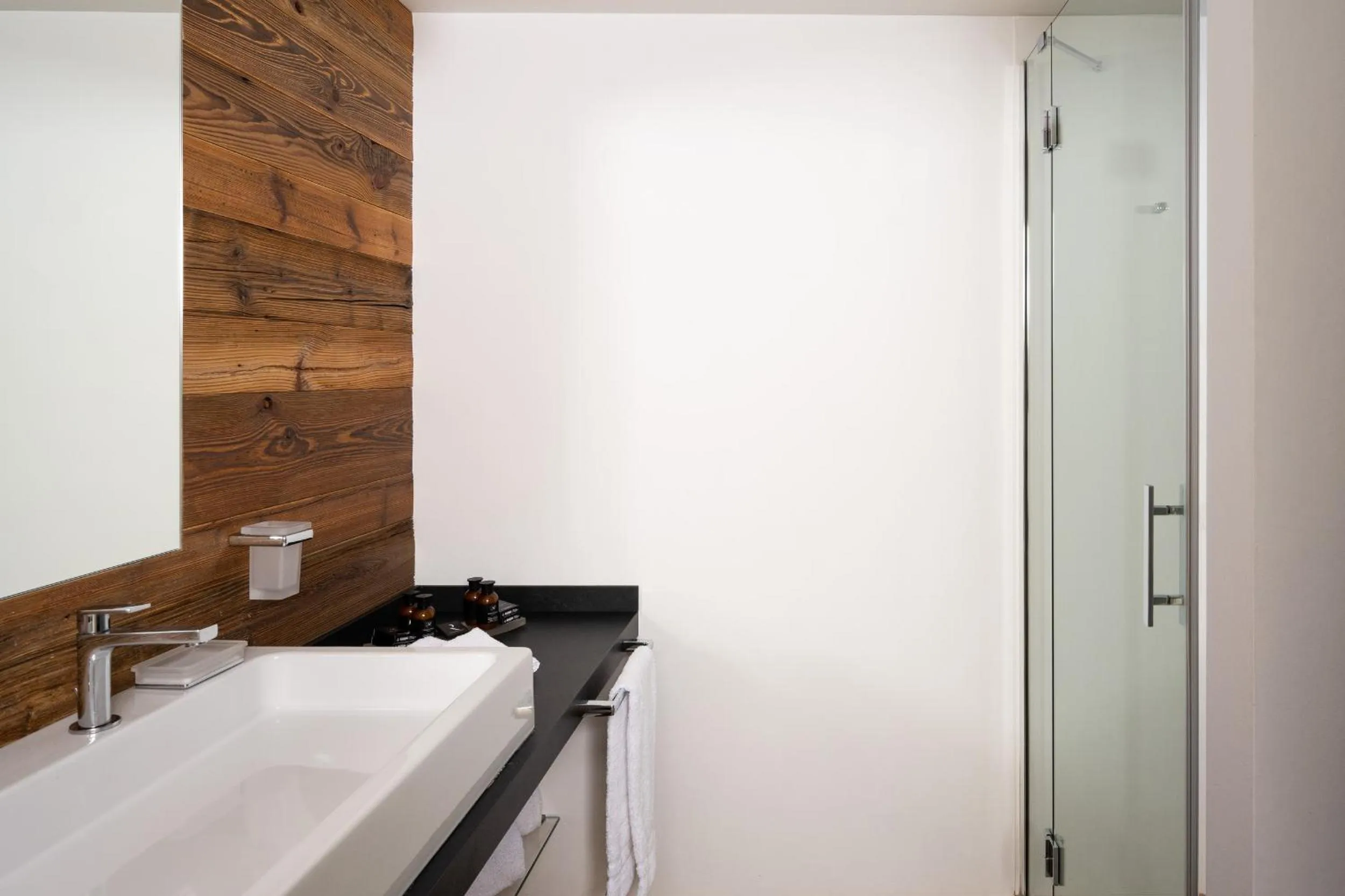 Bathroom in Montana Lodge & Spa, by R Collection Hotels