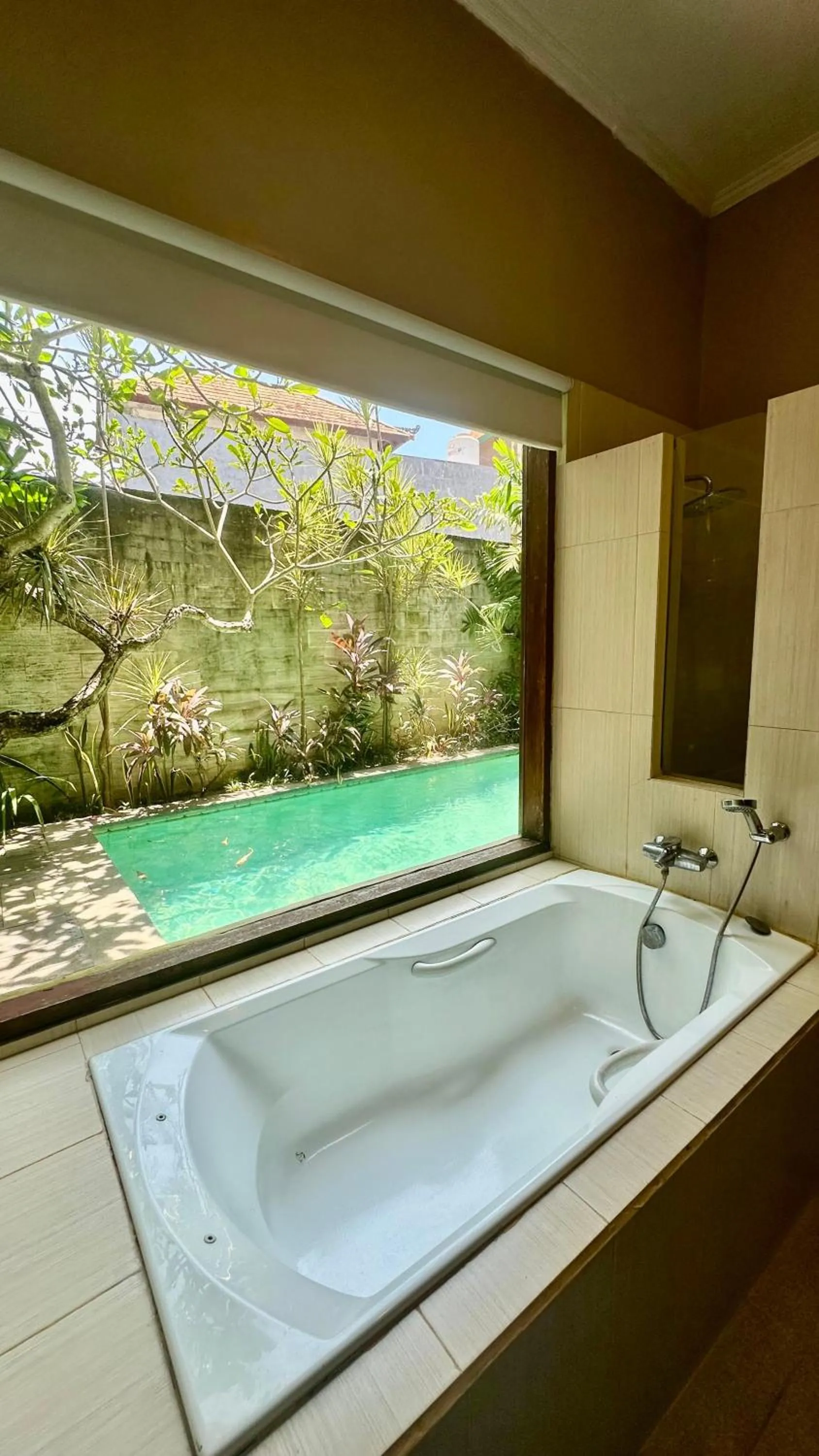 Bath in Bukawa Lodge Jimbaran