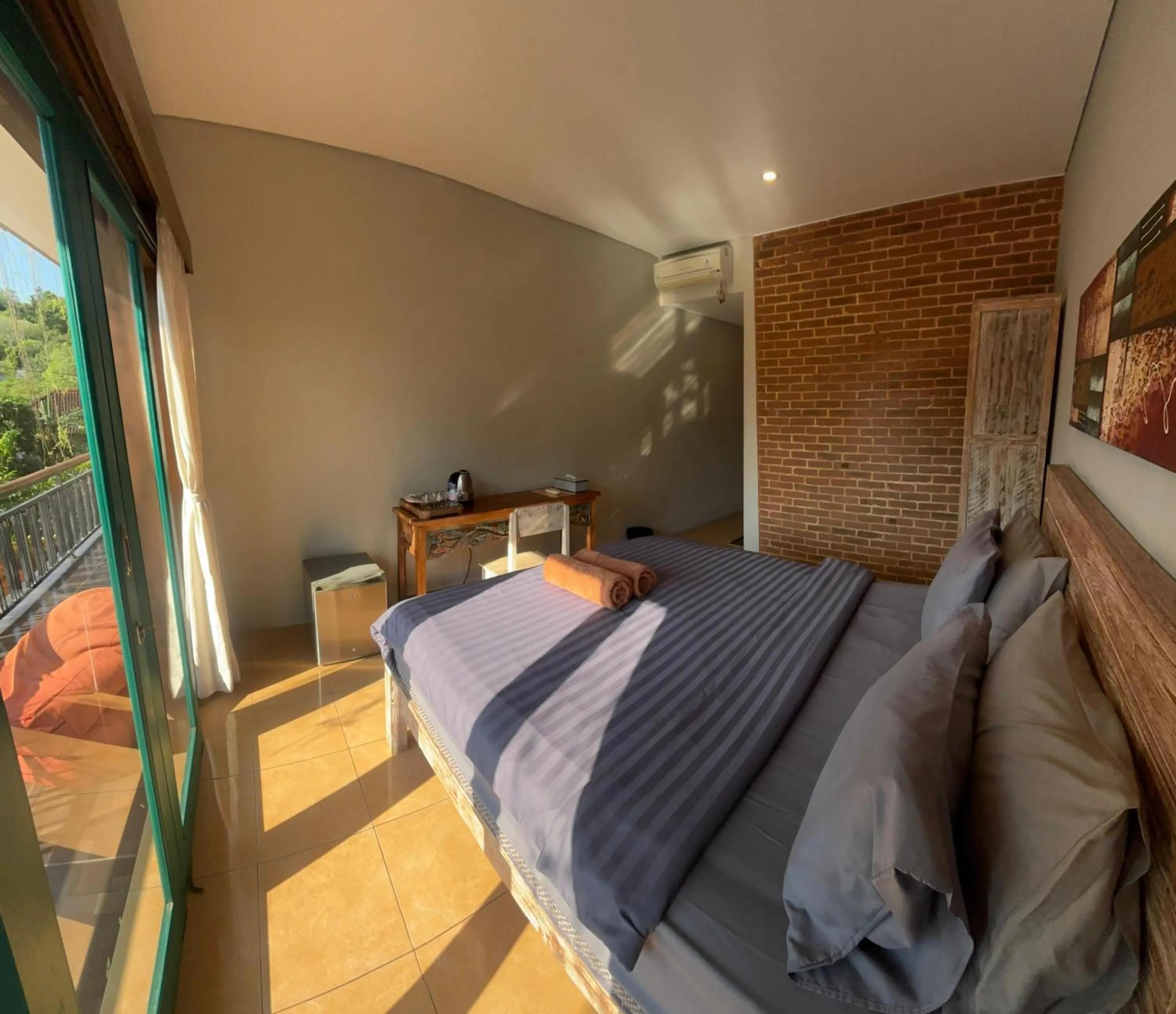 Bed in Bukawa Lodge Jimbaran