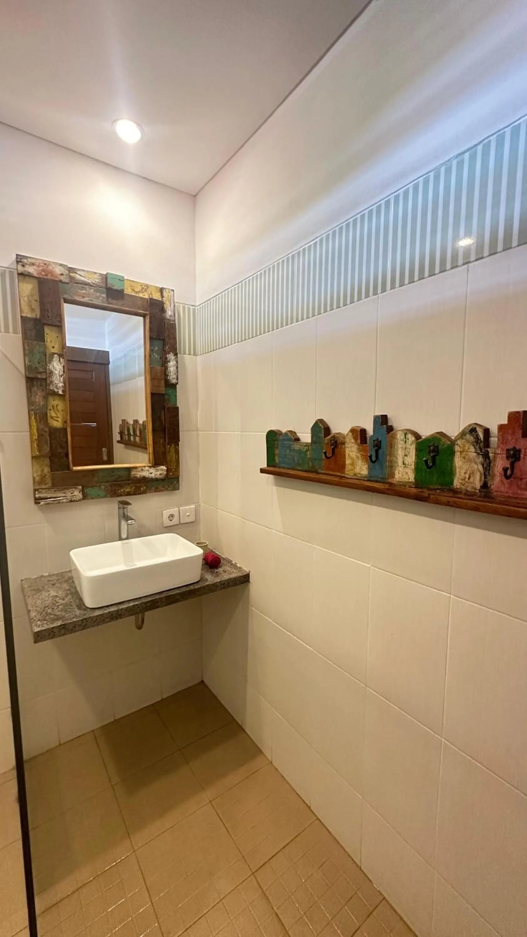 Bathroom in Bukawa Lodge Jimbaran