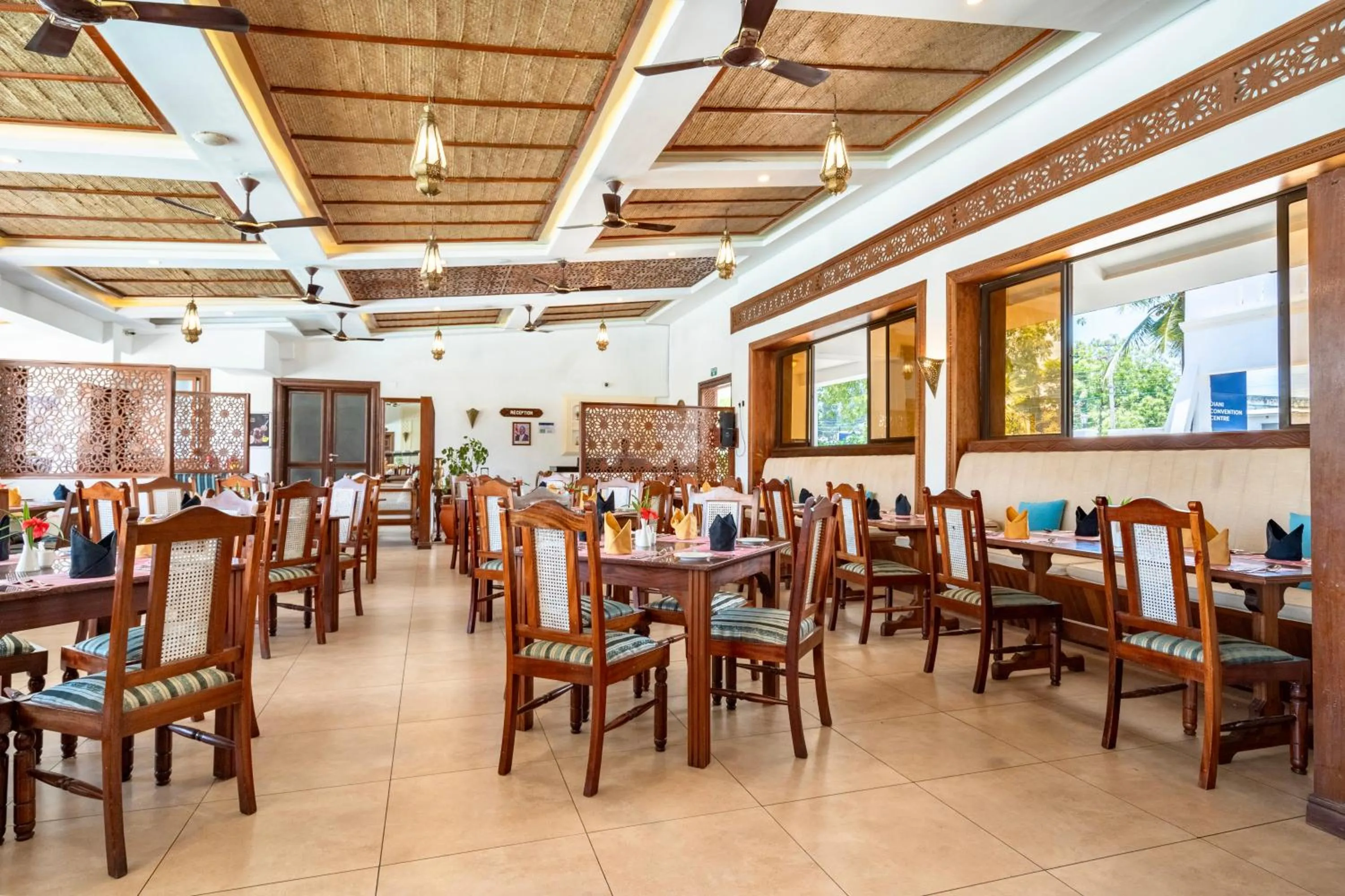 Restaurant/places to eat in PrideInn Hotel Diani