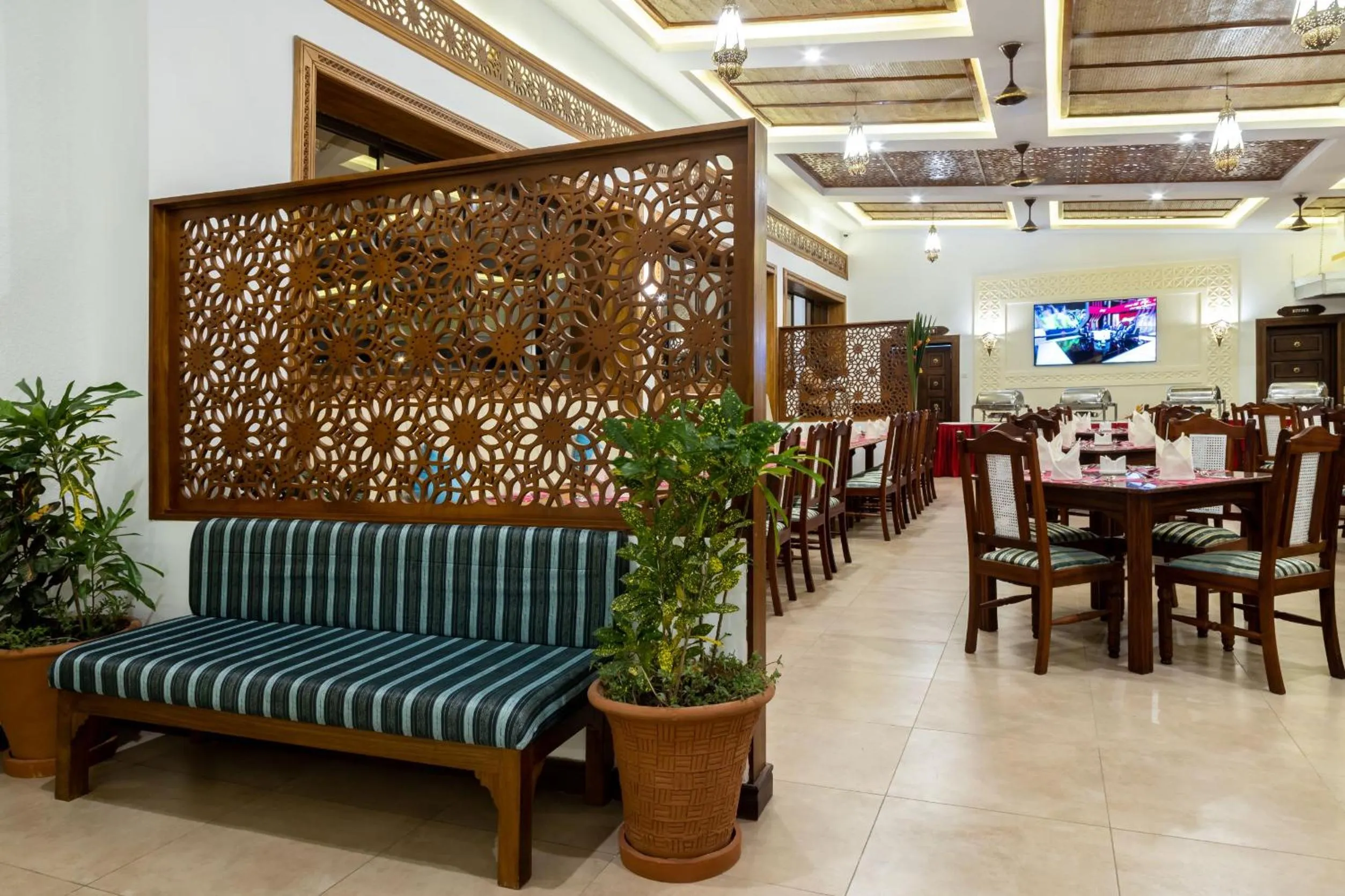 Restaurant/places to eat in PrideInn Hotel Diani