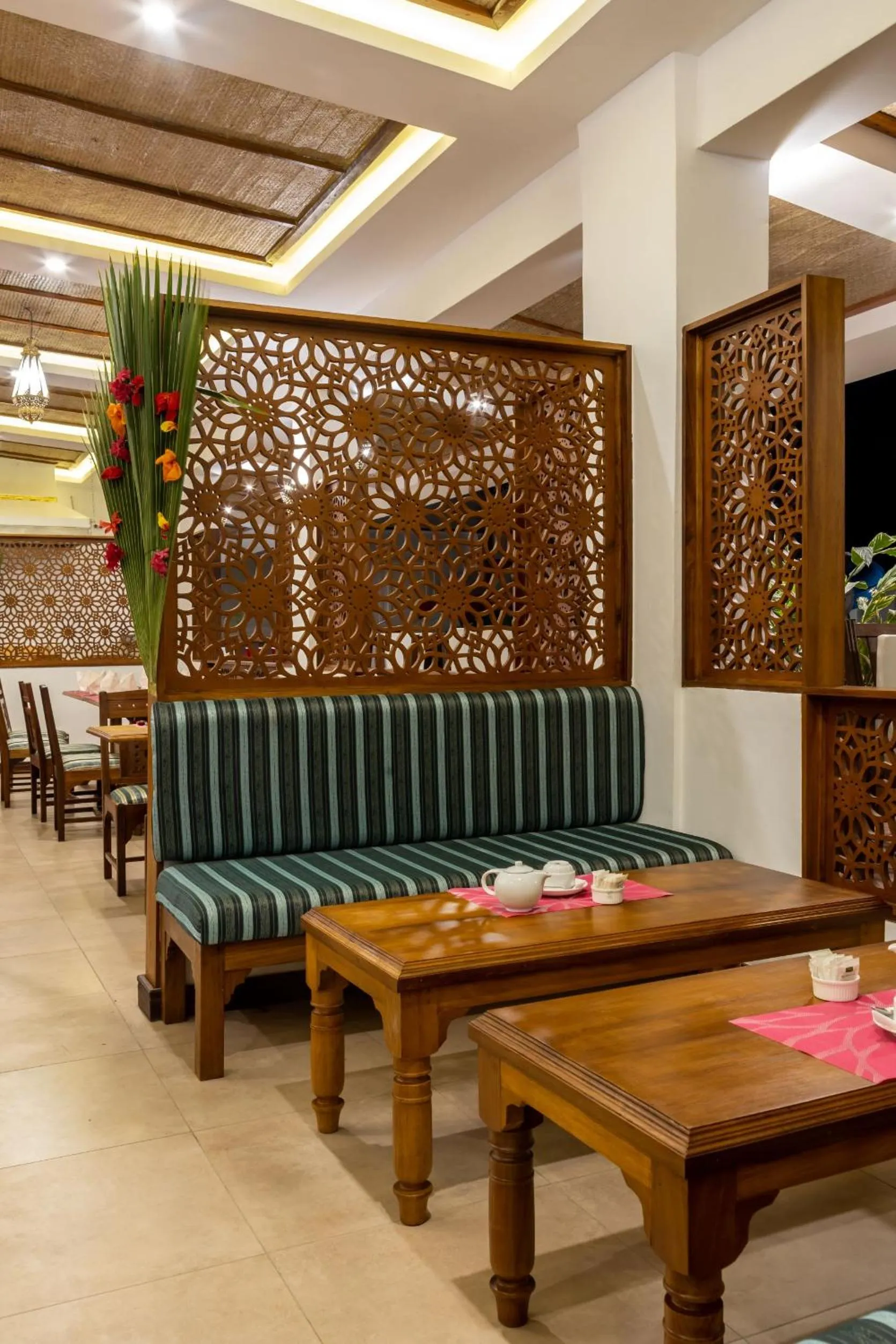 Restaurant/places to eat in PrideInn Hotel Diani