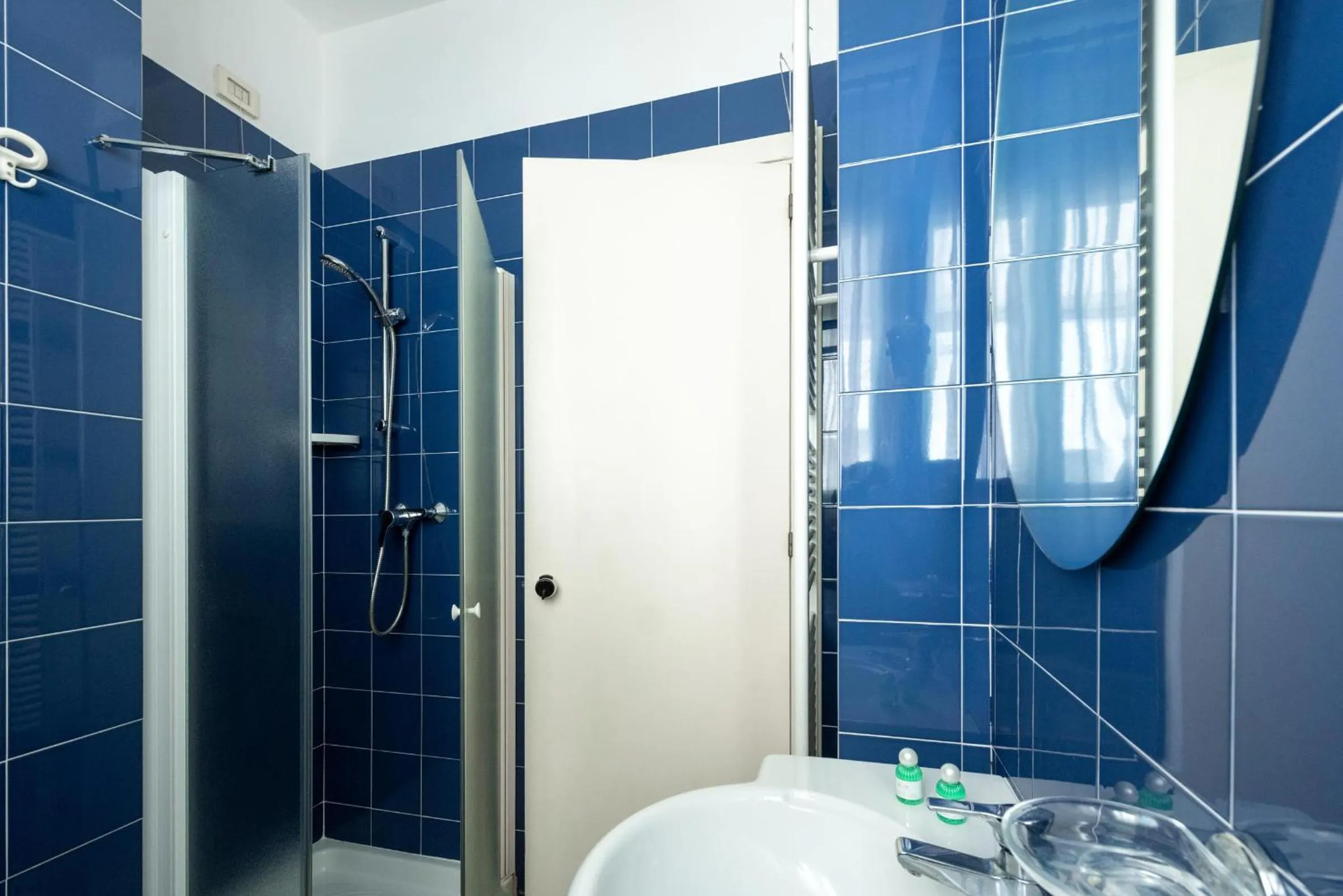 Shower in Hotel Euromare