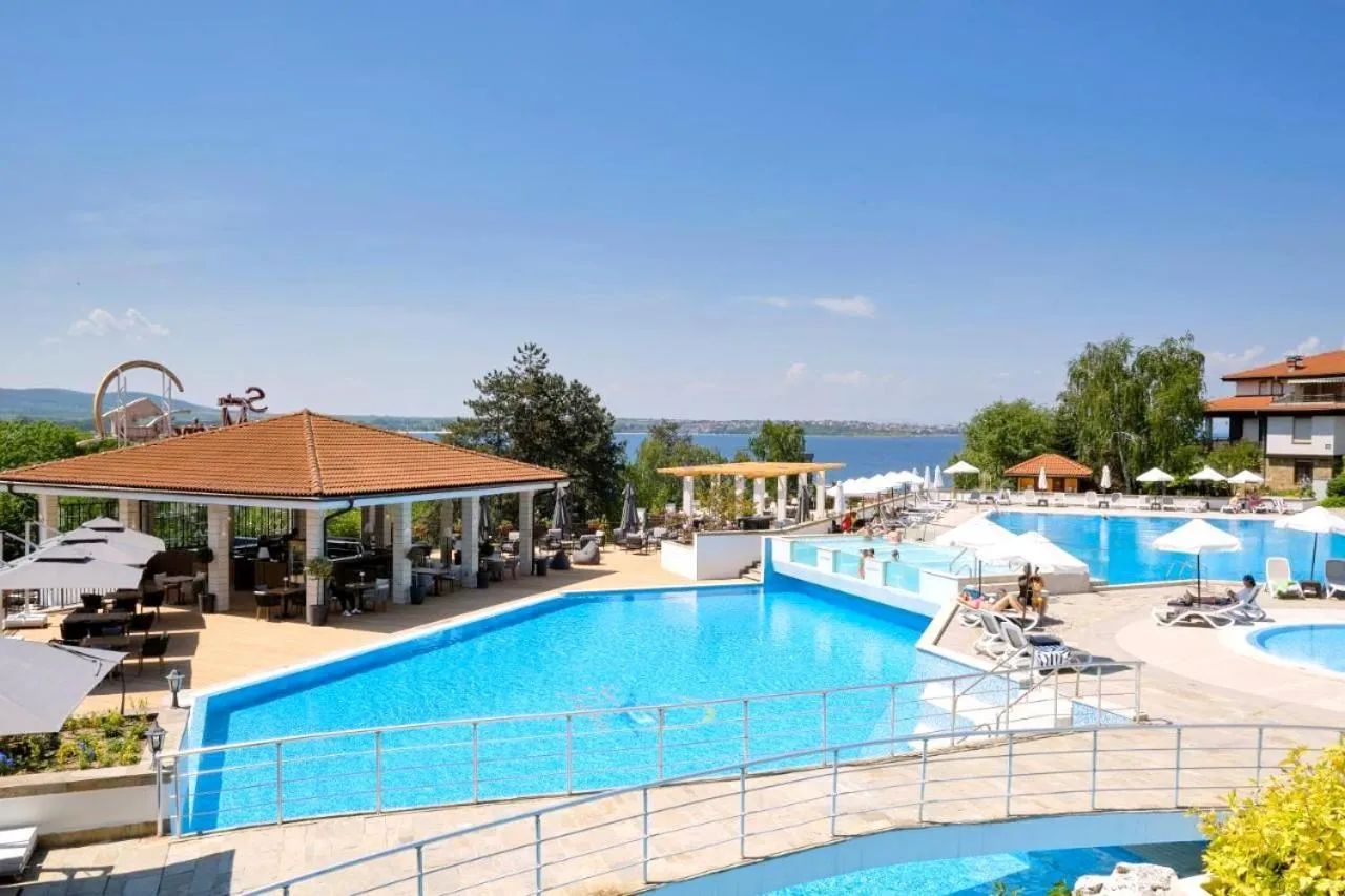 Santa Marina Holiday Village - Blue Magic