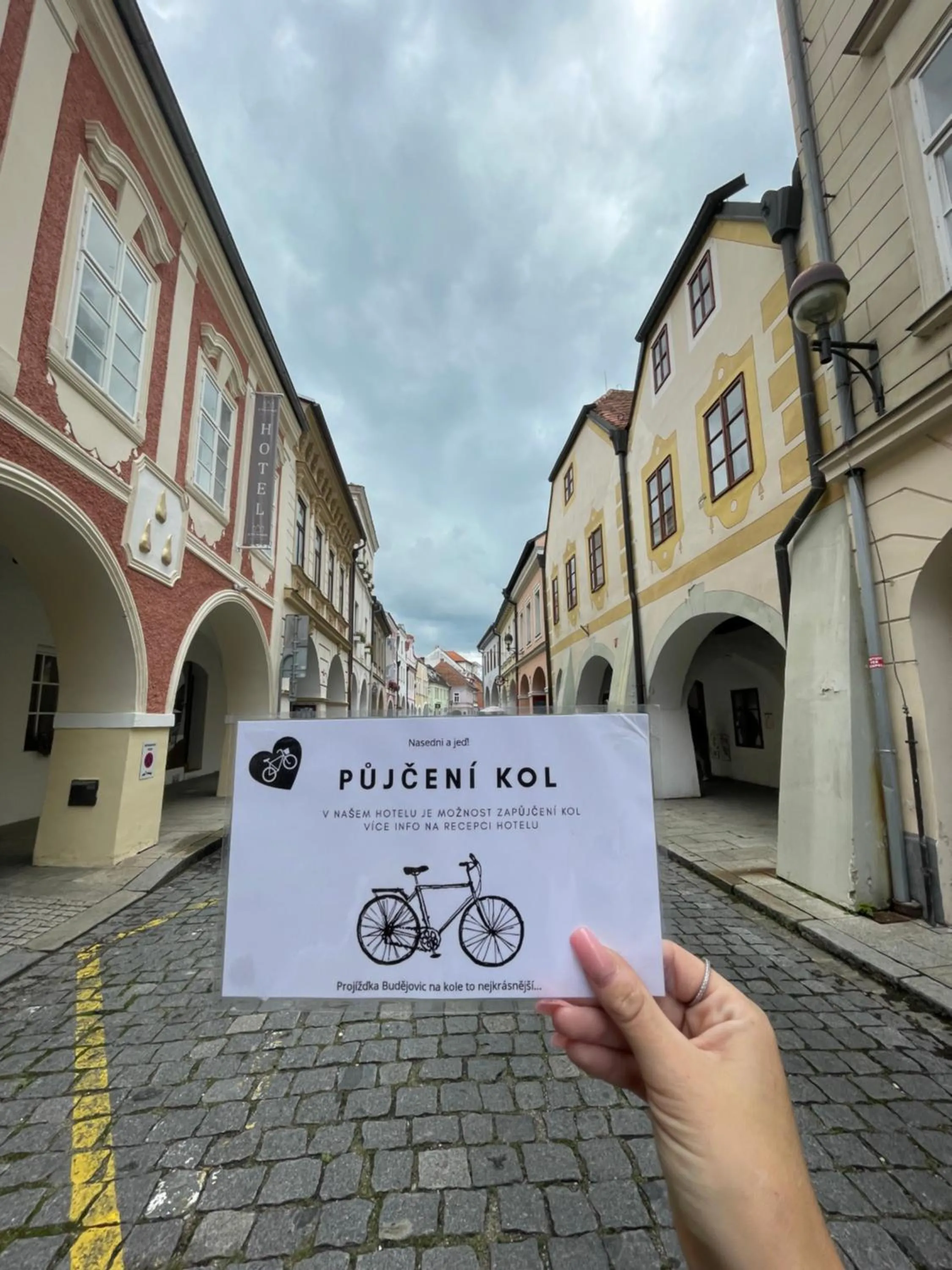 Cycling in Hotel U Tří hrušek suites & apartments