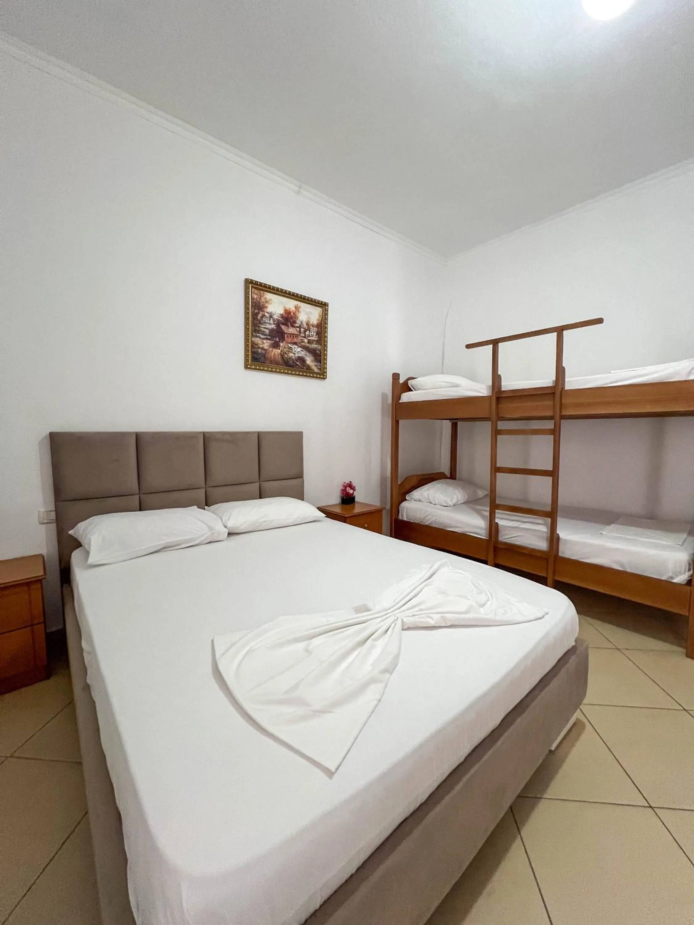 bunk bed in Hotel Rixhi