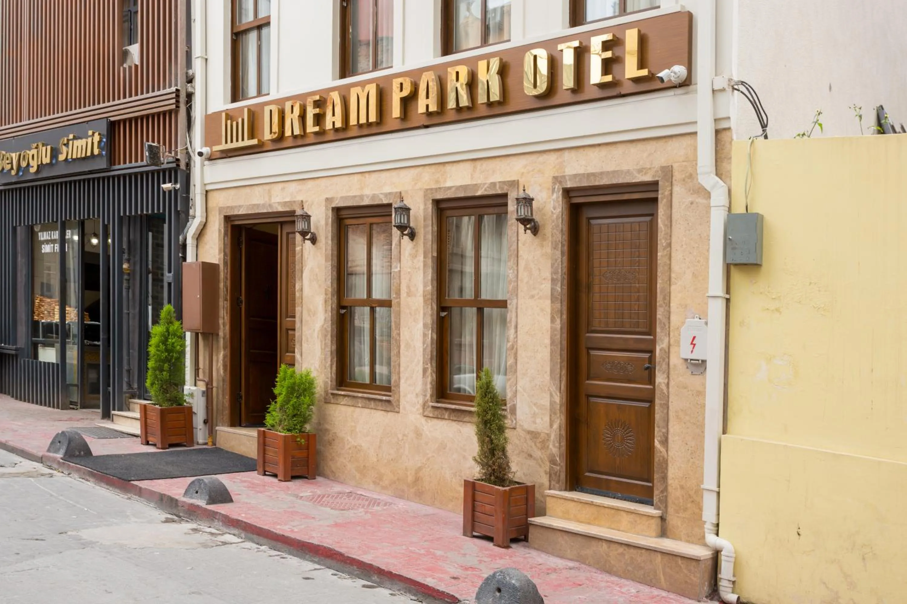 Property building in Dream Park Hotel