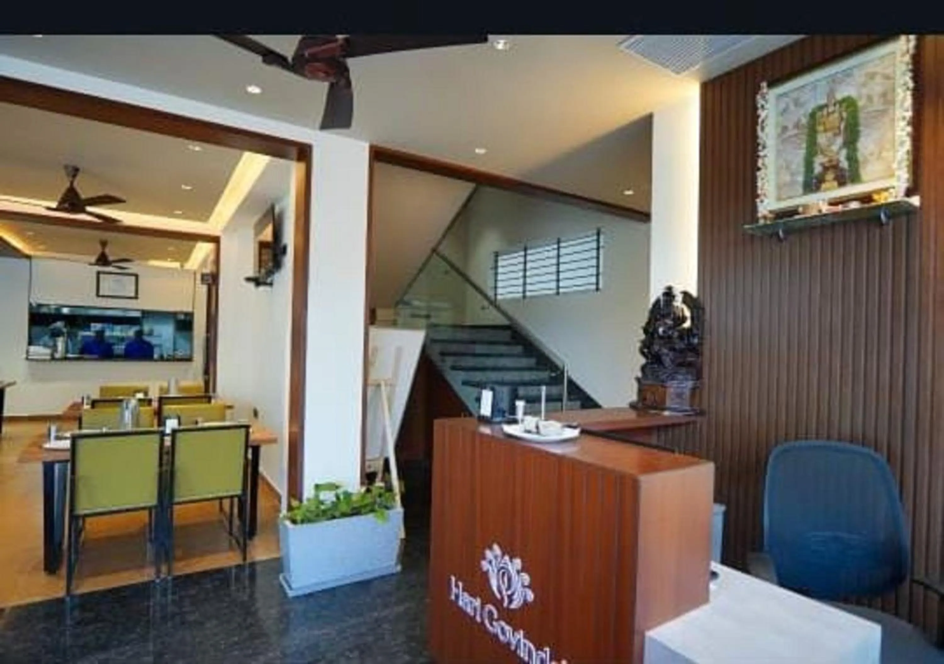 Property building in Hotel Harigovindas Express Mysore