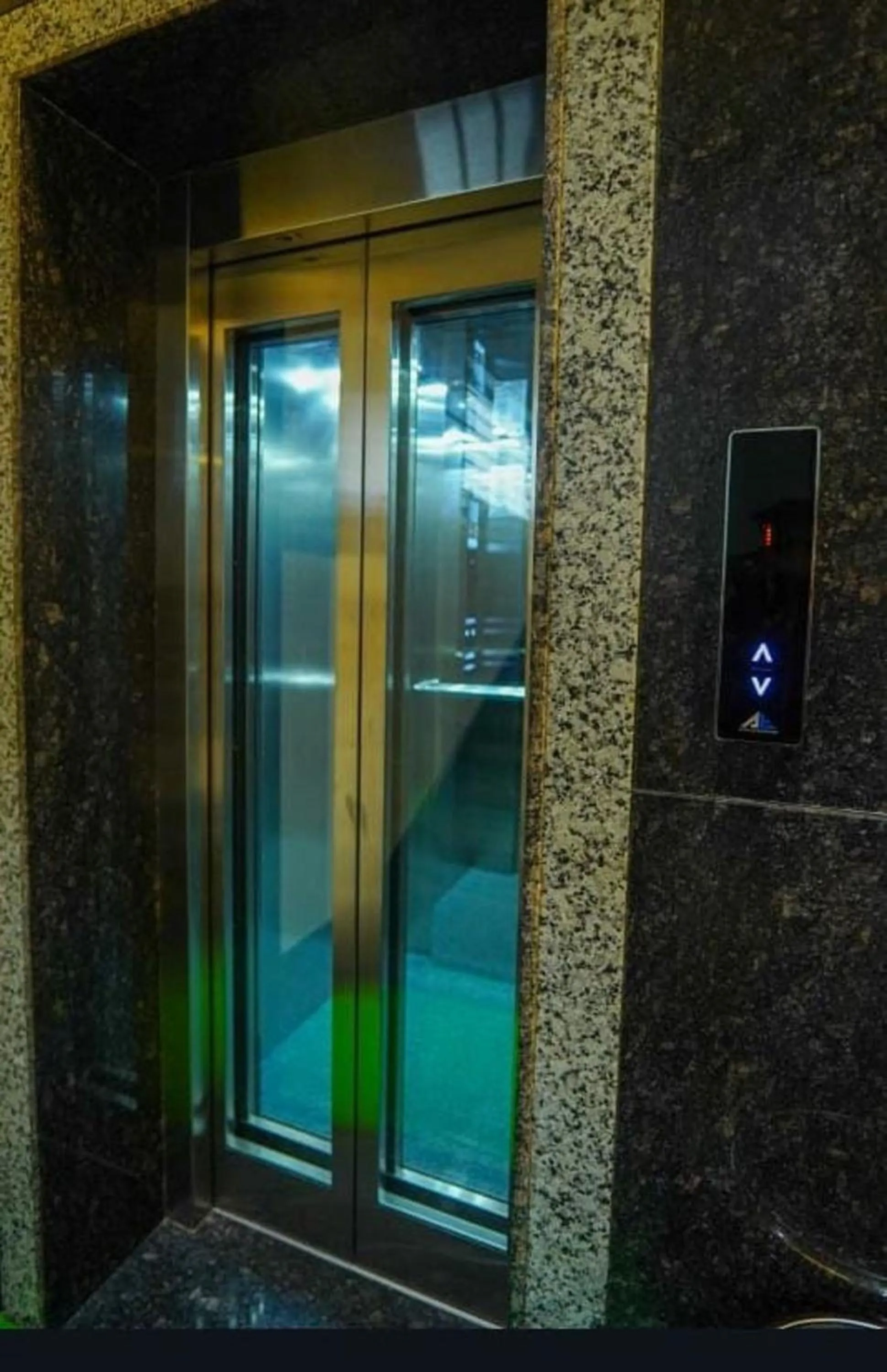 elevator in Hotel Harigovindas Express Mysore