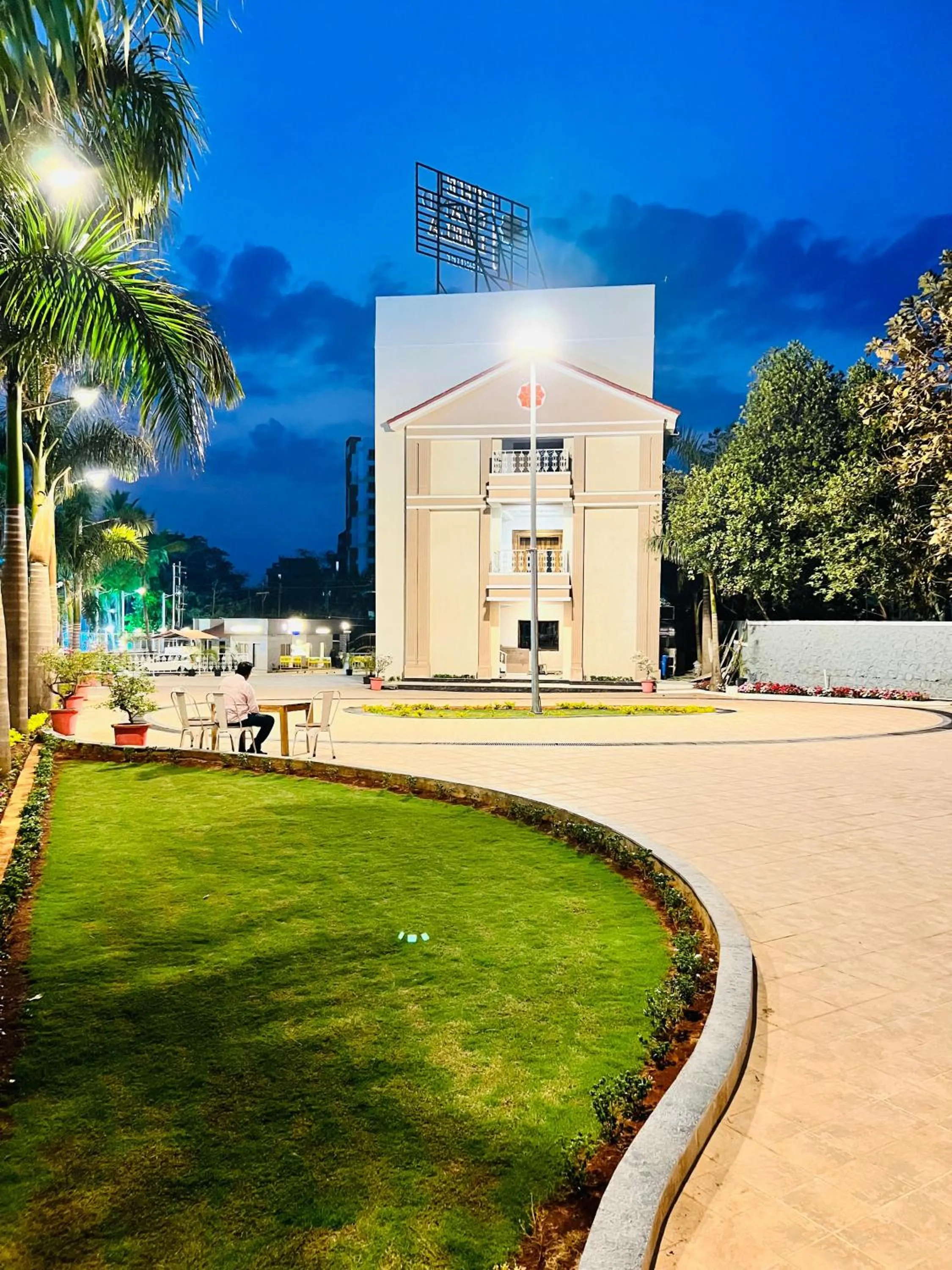 The Grand Leela Resort