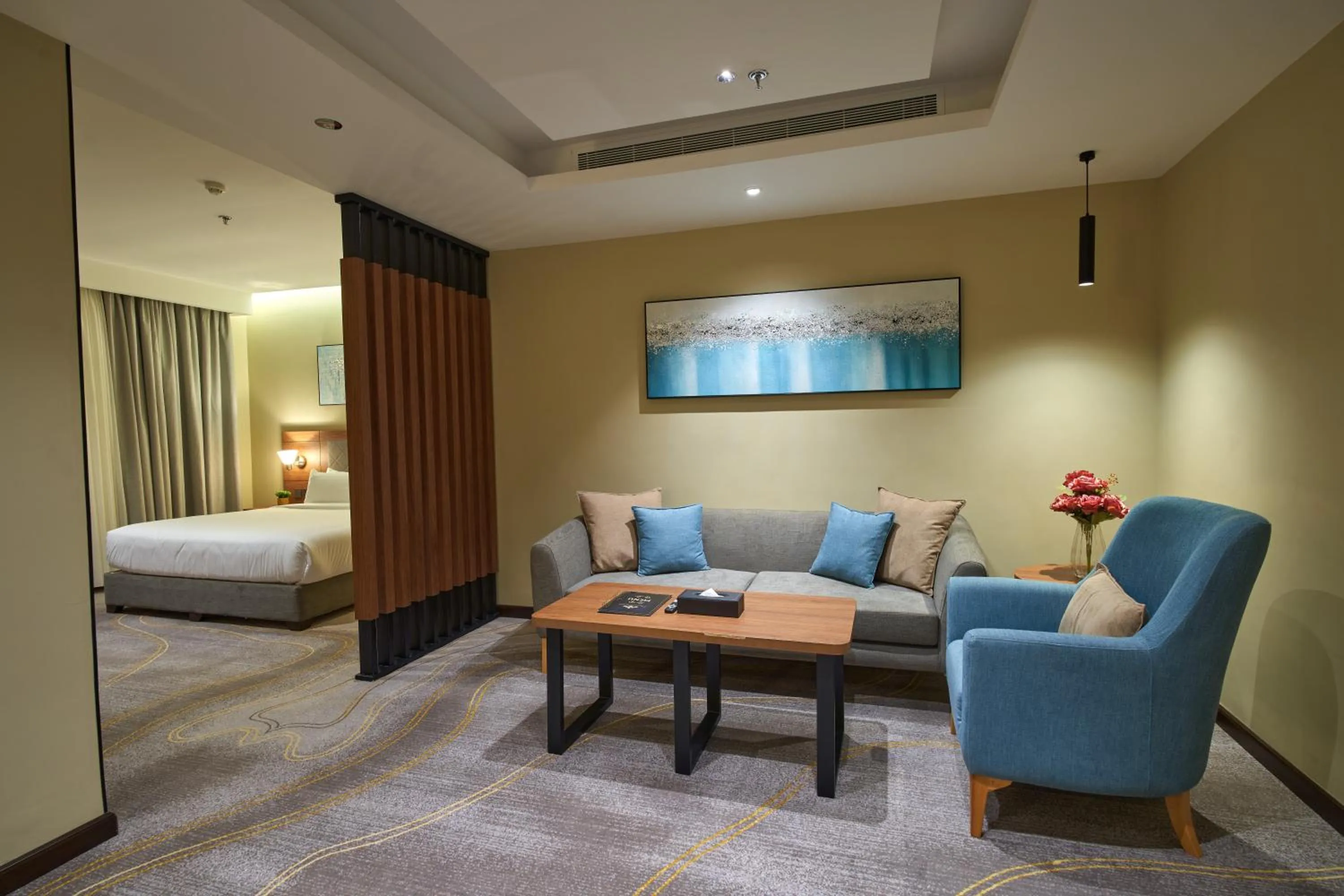 TV and multimedia, Bed in Platinum Hotel