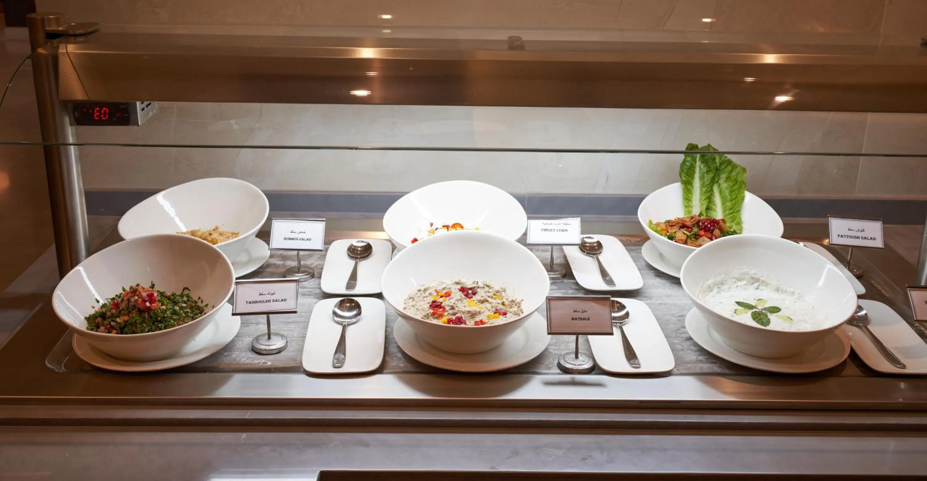 Restaurant/places to eat in Platinum Hotel