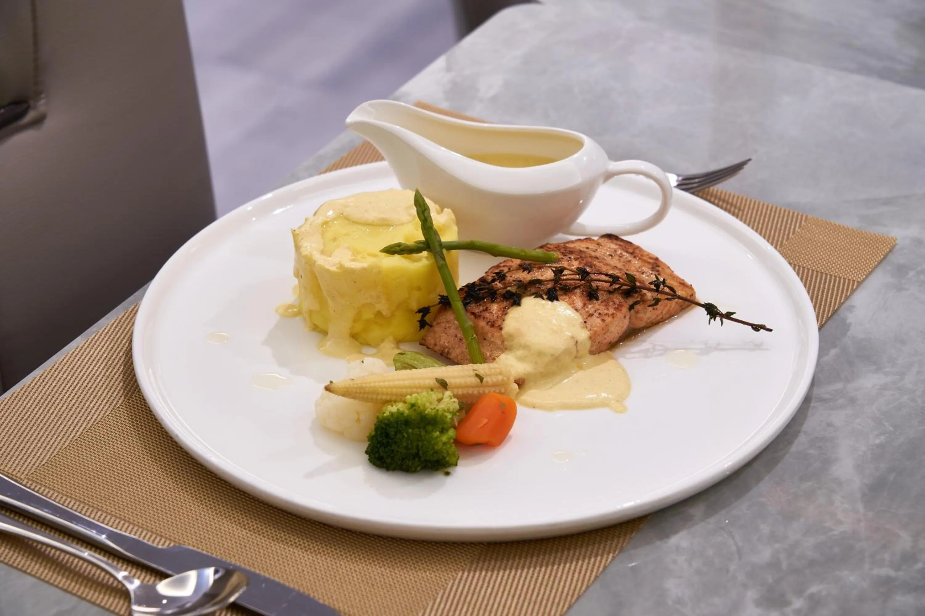 Fishing in Platinum Hotel