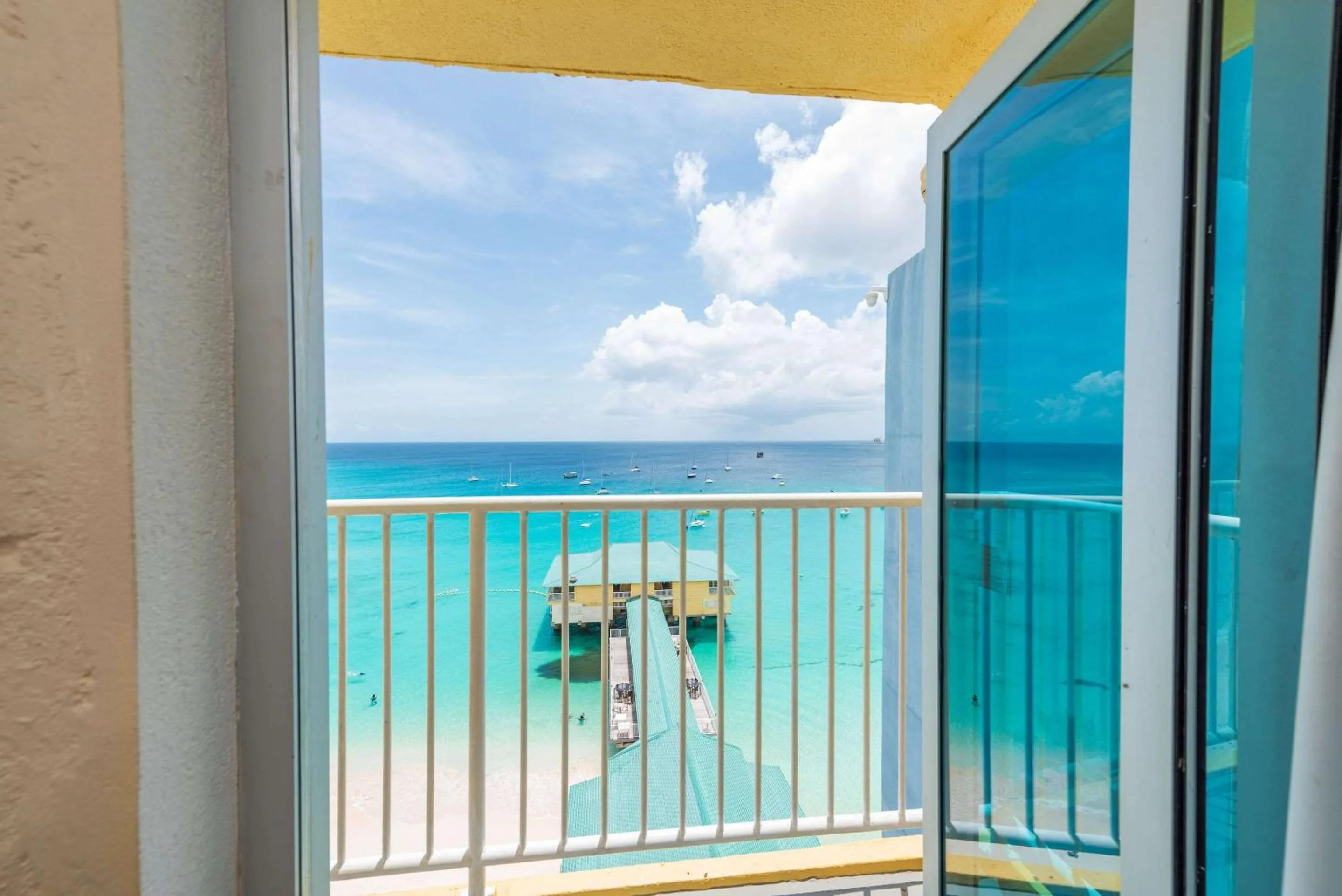 Bedroom in Radisson Aquatica Resort Barbados
