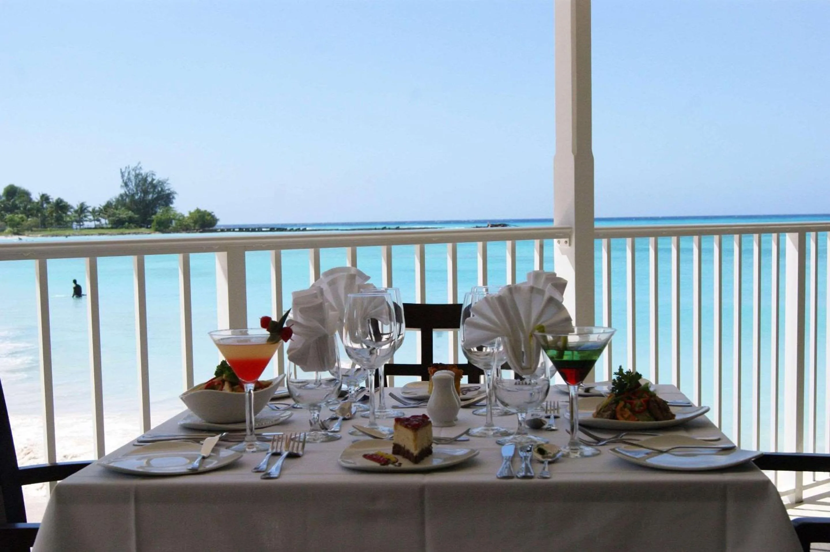 Restaurant/places to eat in Radisson Aquatica Resort Barbados