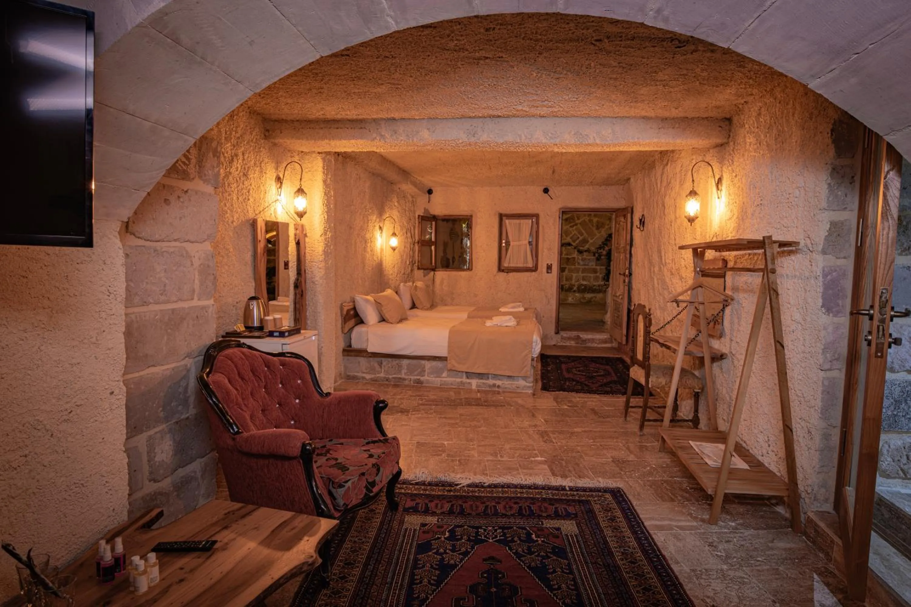 Bed in Sur Cave Hotel