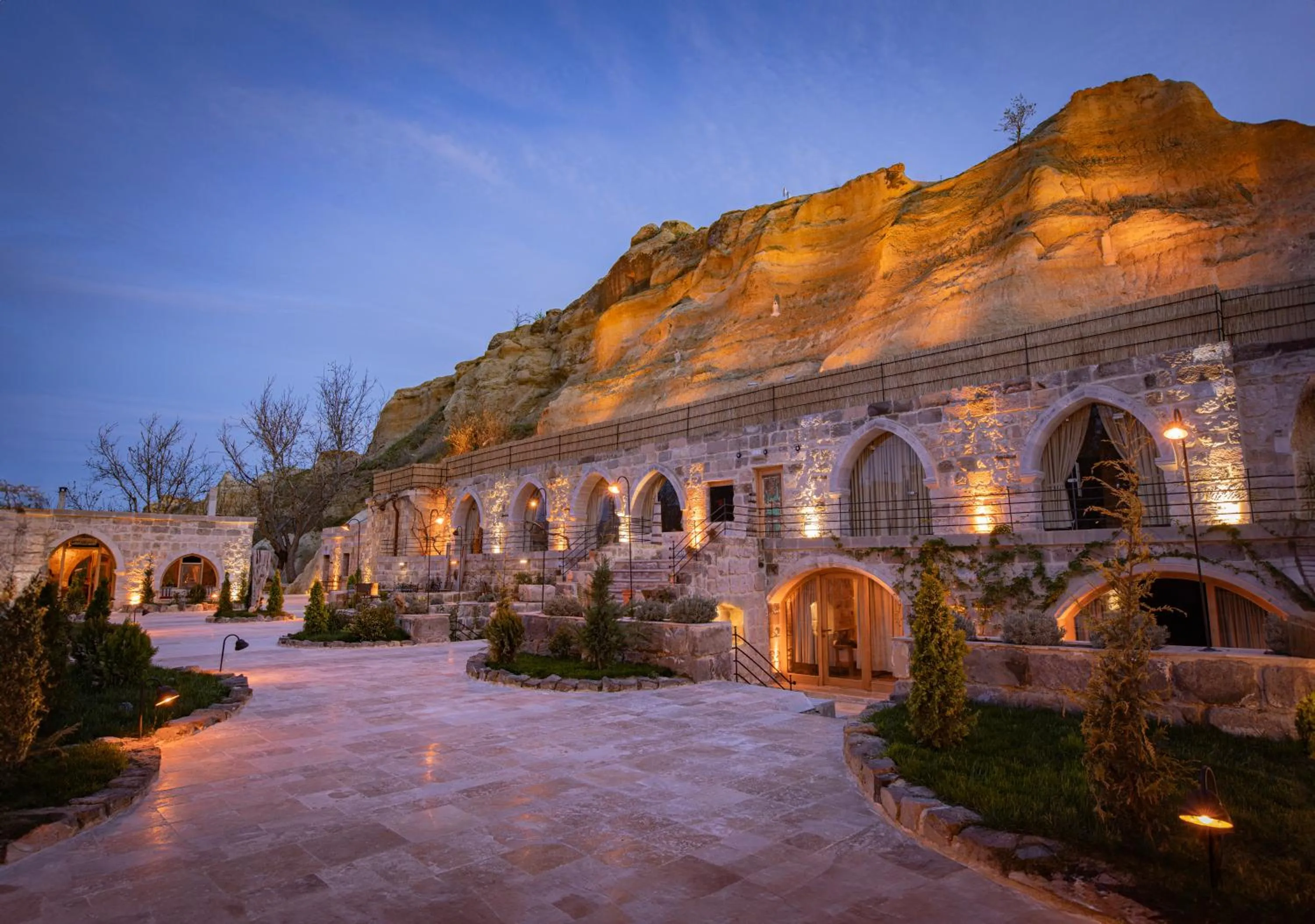 Property building in Sur Cave Hotel