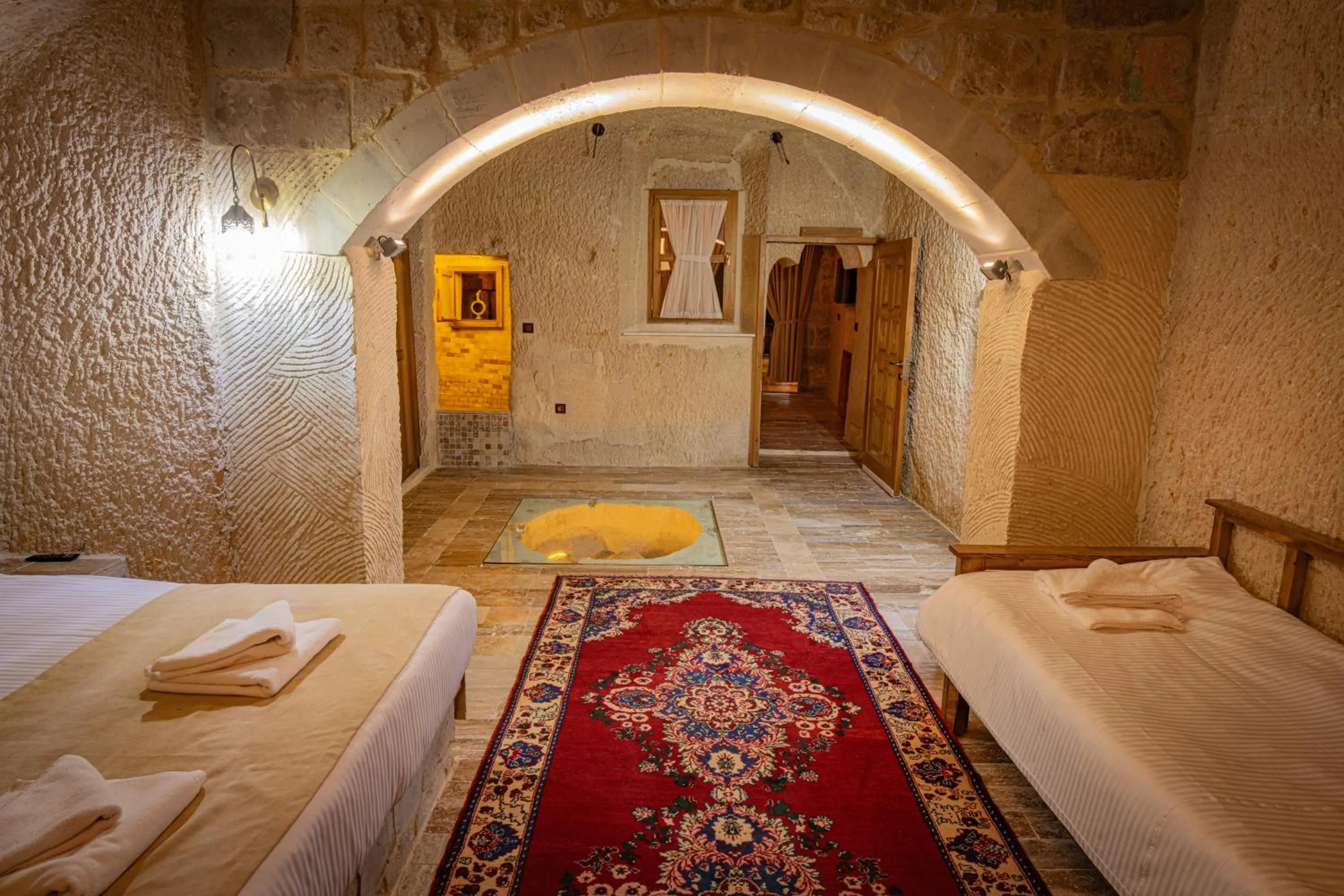 Bed in Sur Cave Hotel