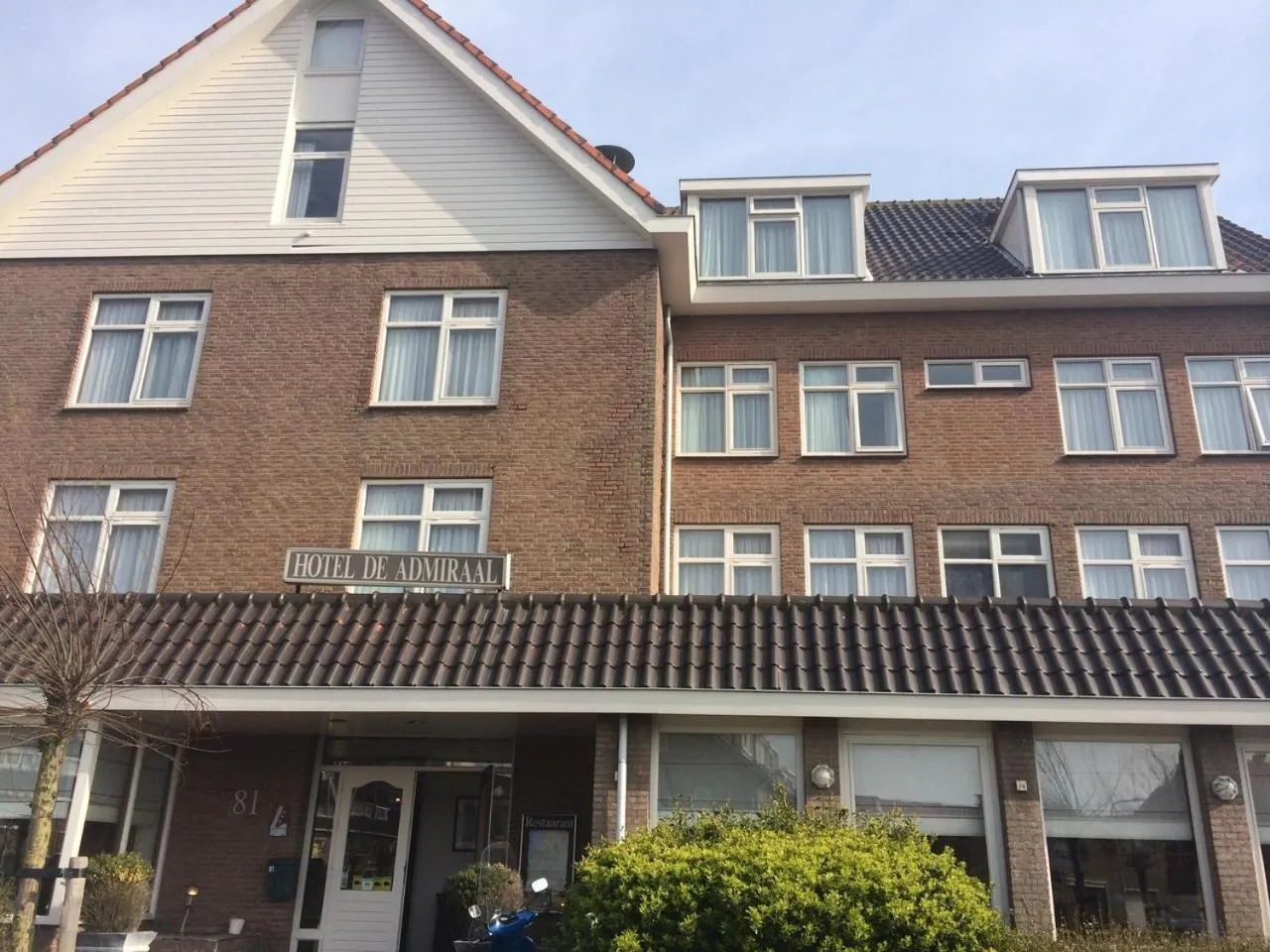 Property building in Hotel de Admiraal