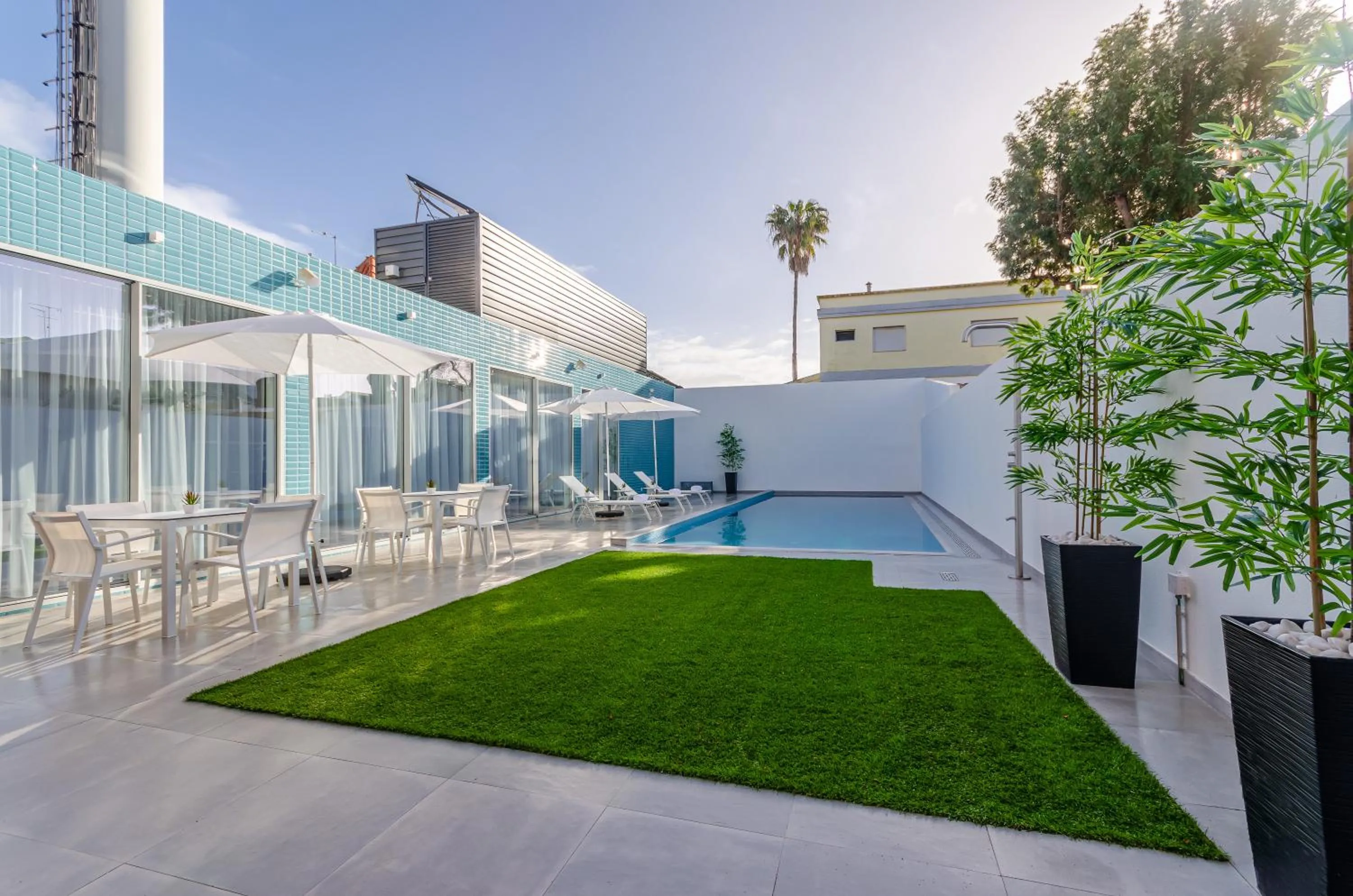 Property building in 2M BOUTIQUE HOTEL