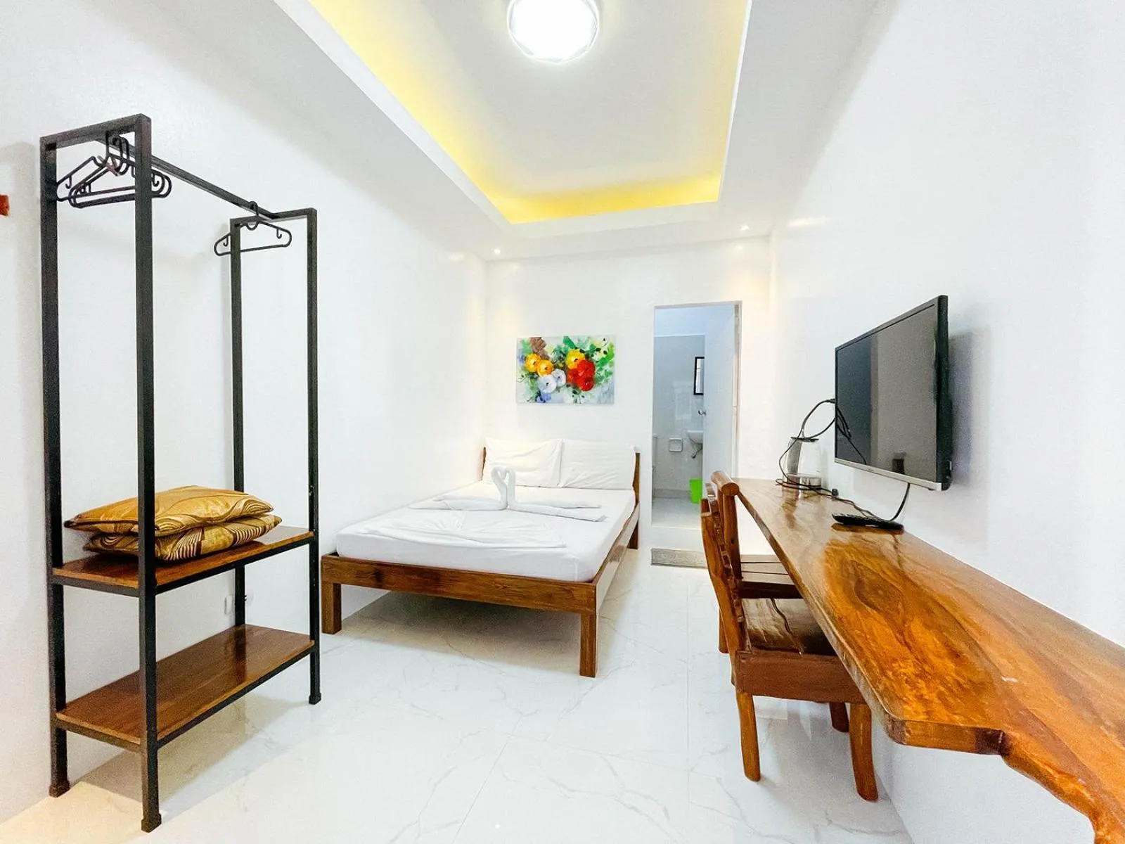 Bed in Agbing Seaside View Resort Puerto Galera powered by Cocotel