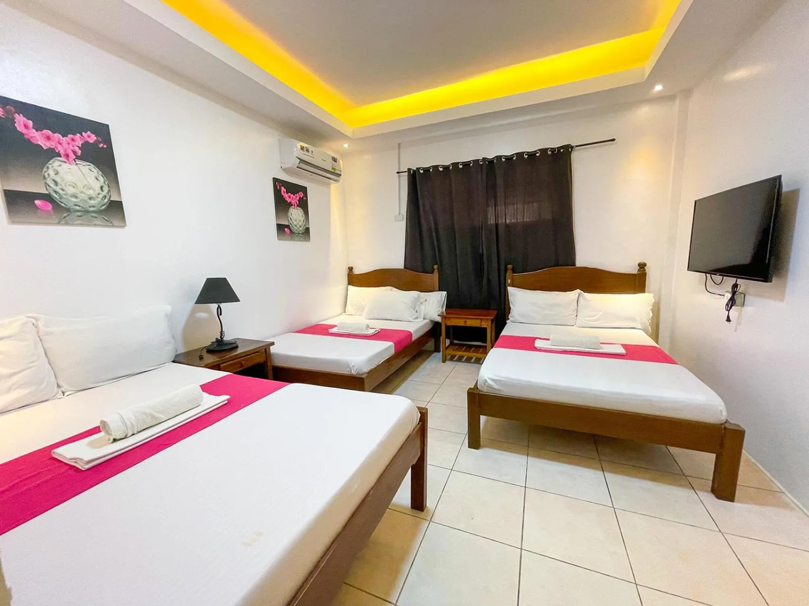 Bed in Agbing Seaside View Resort Puerto Galera powered by Cocotel