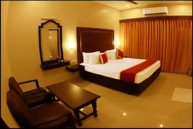 Bedroom, Bed in Hotel Sri Devi