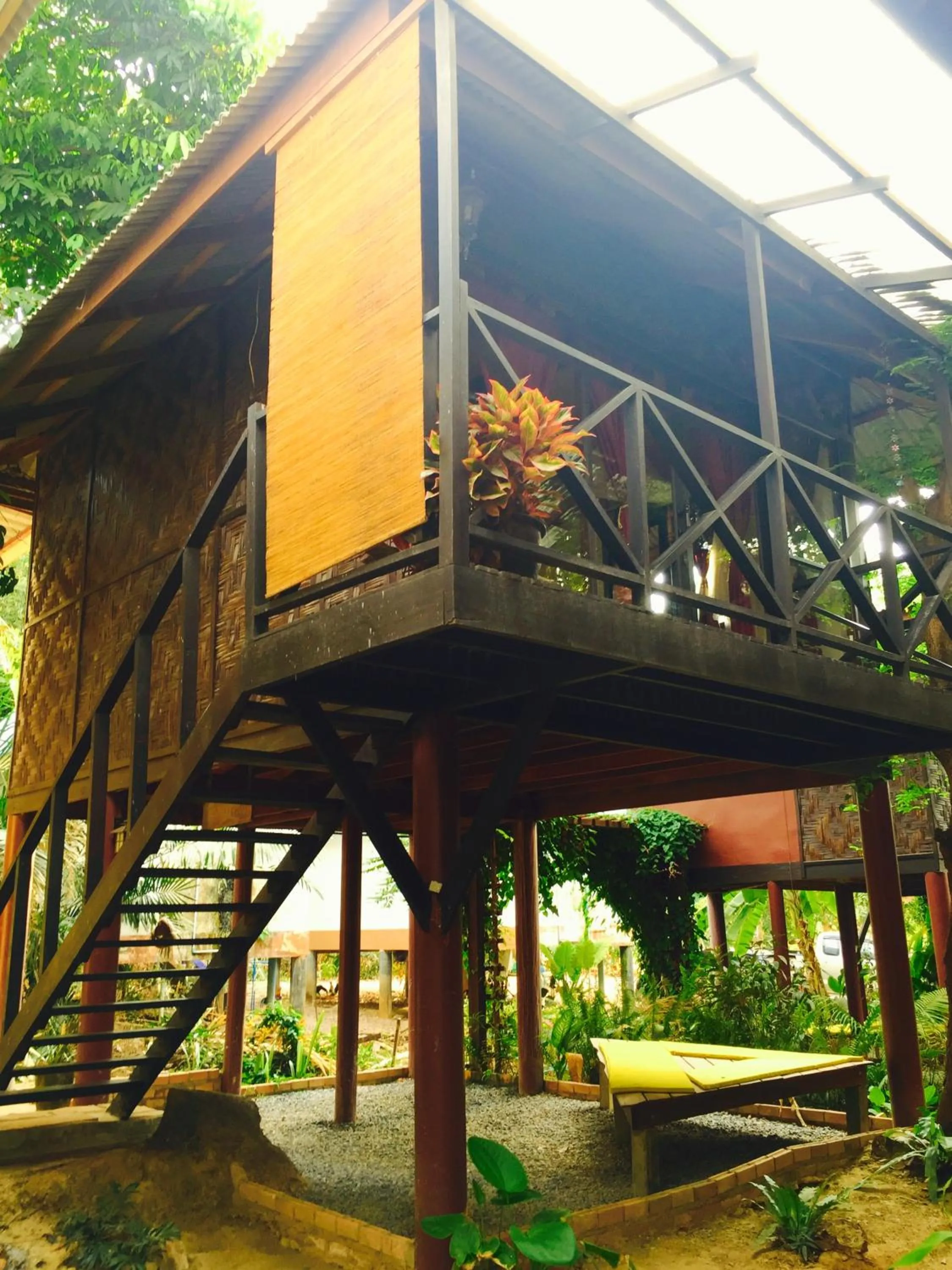 Facade/entrance in Fruit Tree Lodge