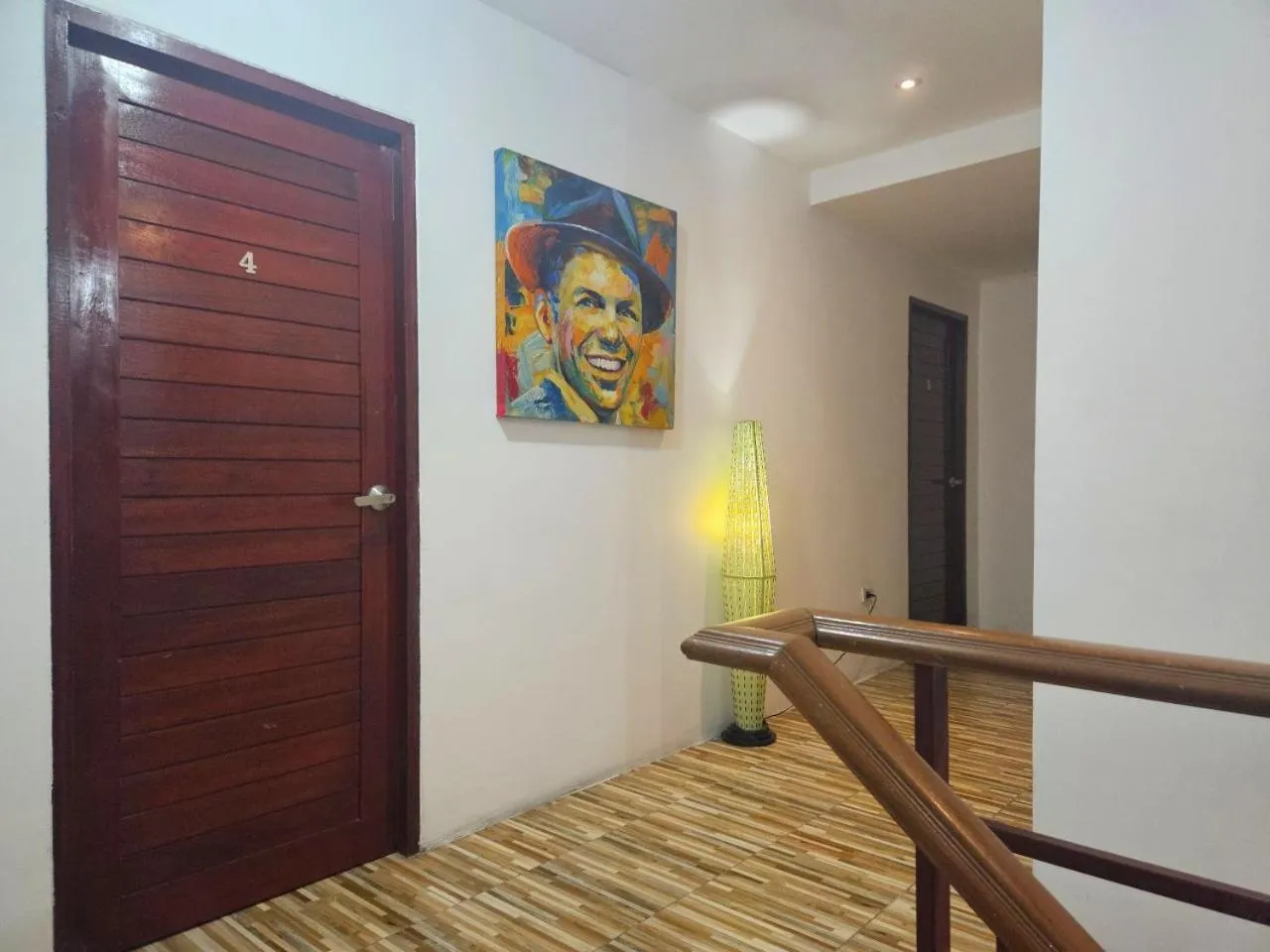 Decorative detail in Al Fiore Guesthouse Pattaya