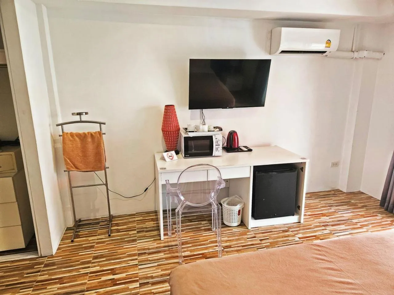 TV and multimedia, Bed in Al Fiore Guesthouse Pattaya