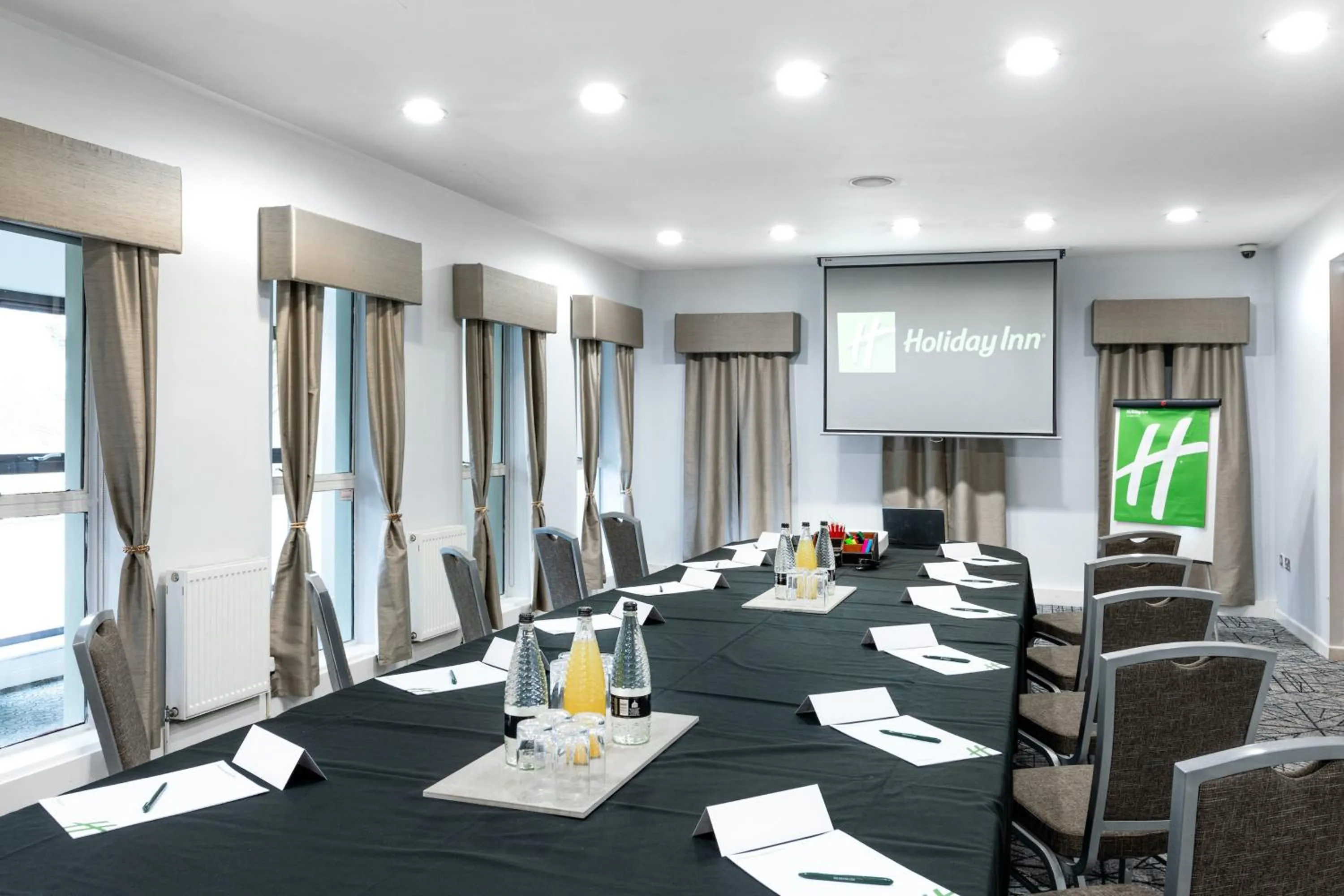 Meeting/conference room in Holiday Inn - Manchester - Oldham by IHG