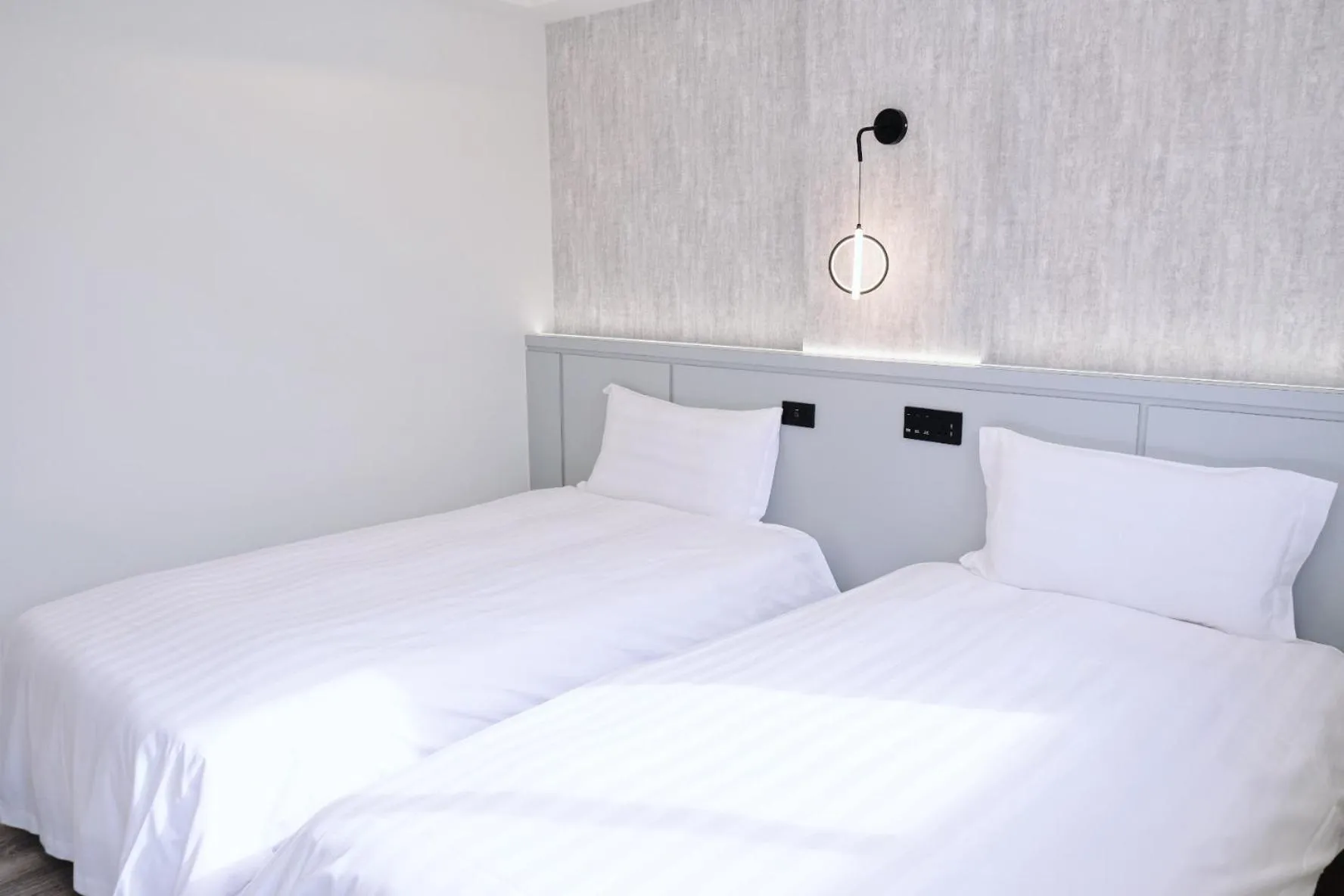 Bed in Yoai Mountain Roam Hotel