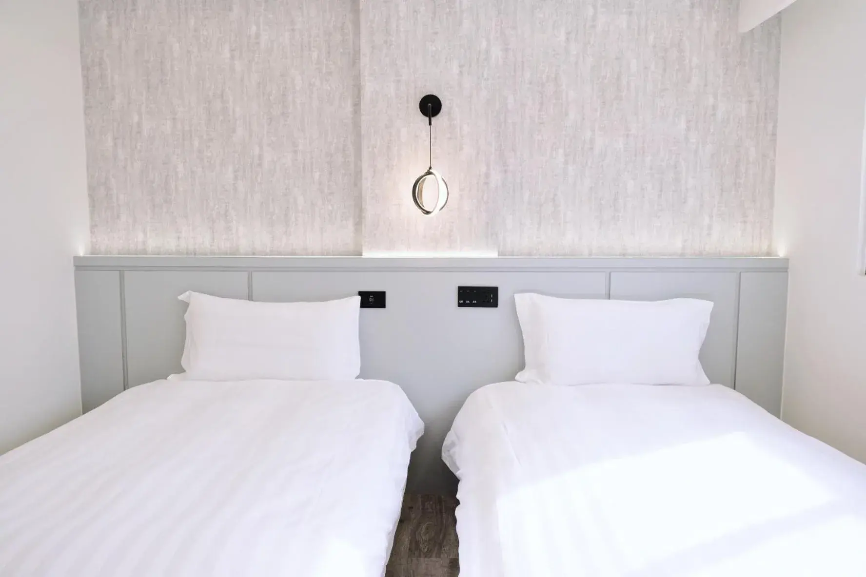 Superior Twin Room in Yoai Mountain Roam Hotel Superior Twin Room in Yoai Mountain Roam Hotel