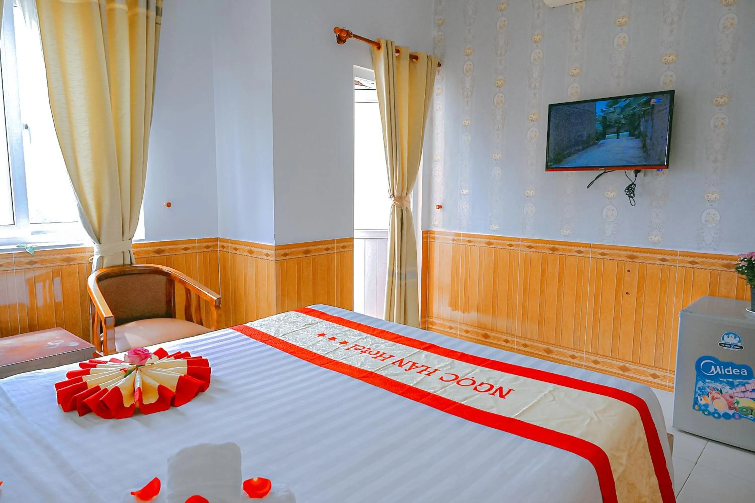 Bed in Ngọc Hân Hotel By The Moment