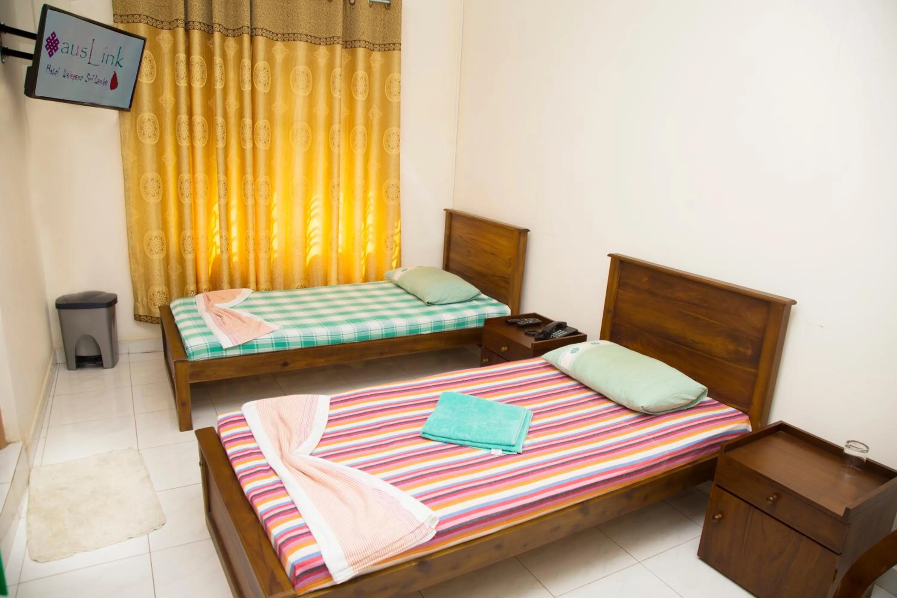 Bedroom, Bed in Auslink Hotel