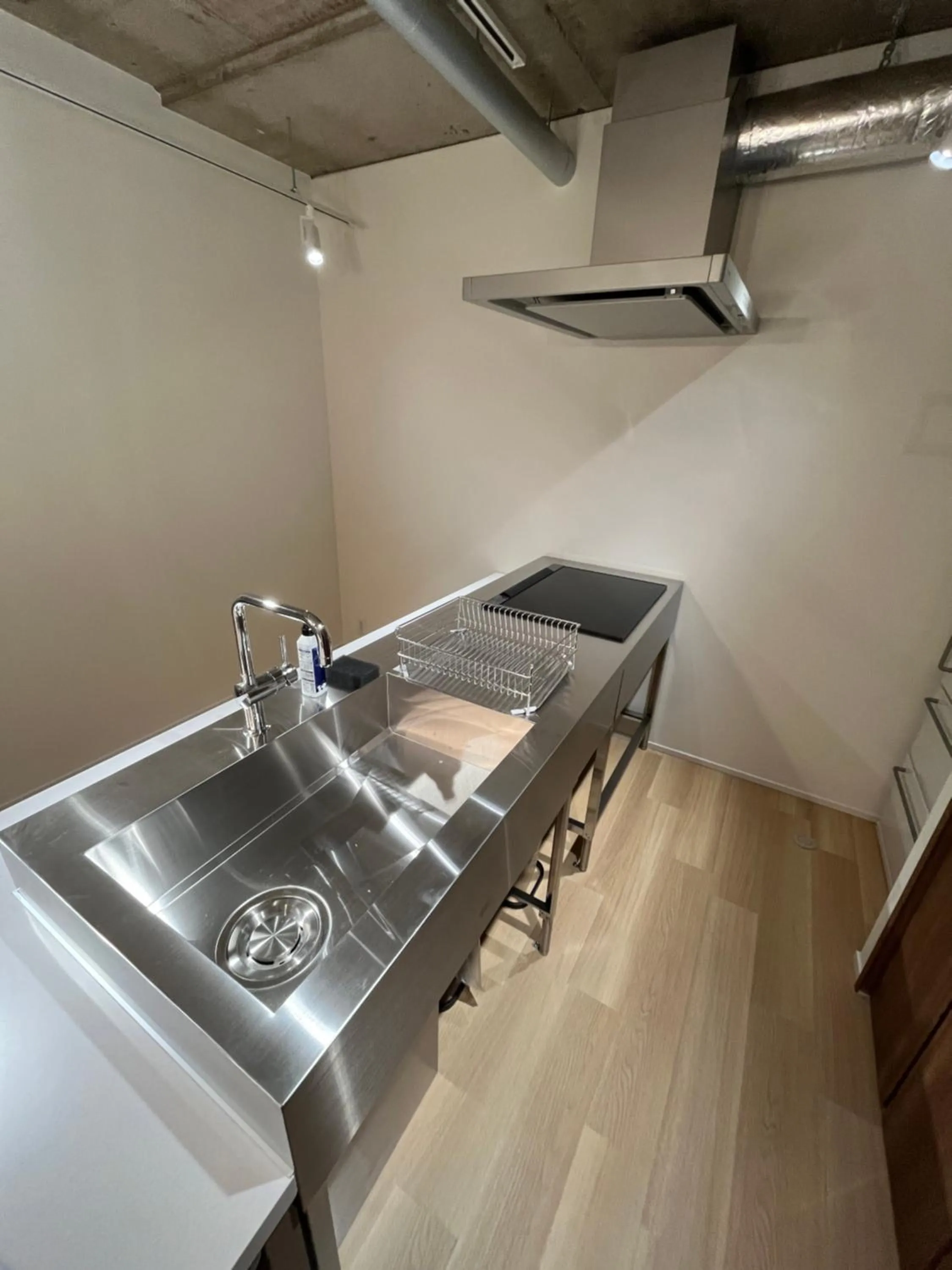 kitchen in MANGA ART HOTEL, BAKUROCHO