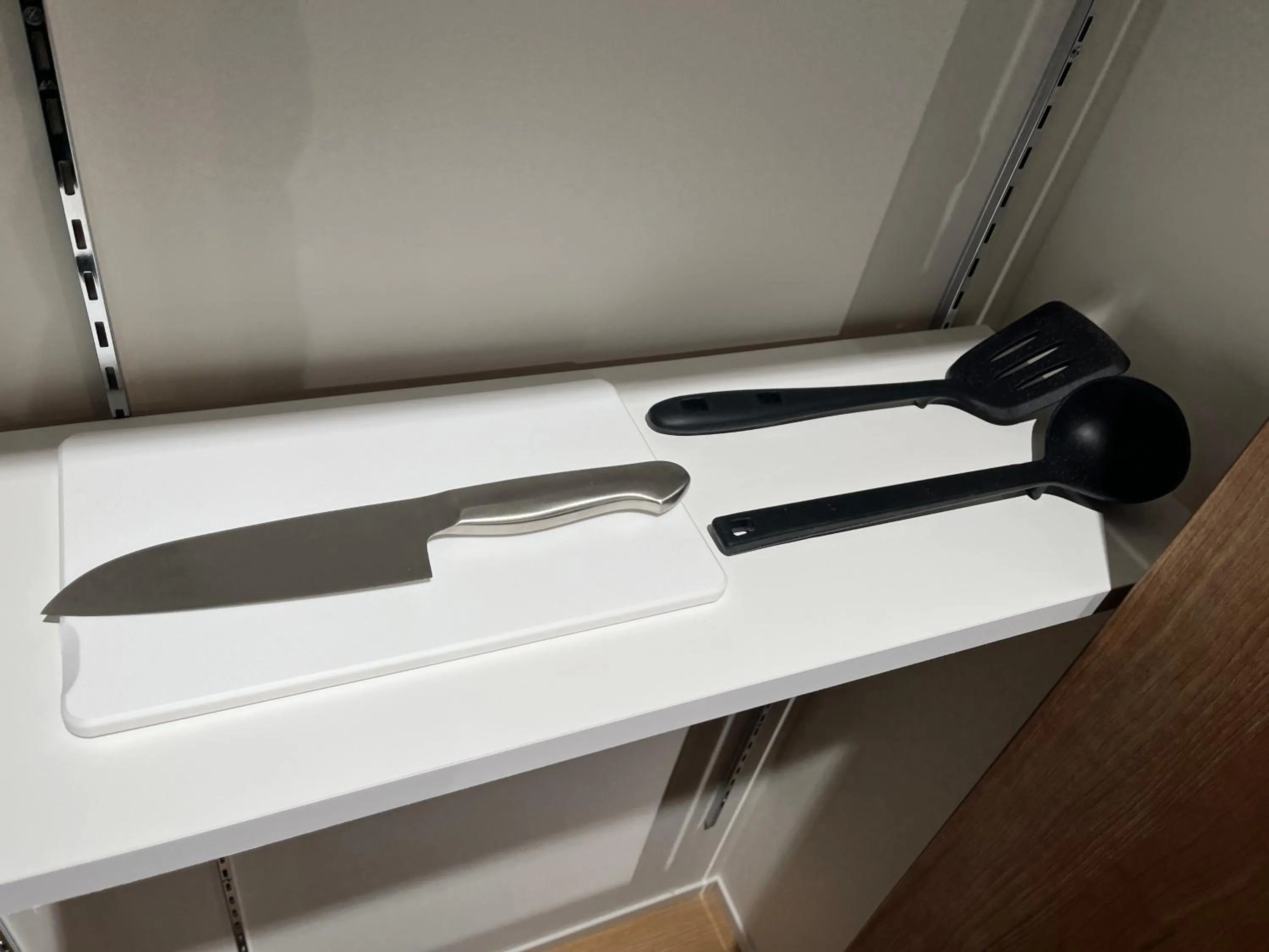 kitchen in MANGA ART HOTEL, BAKUROCHO