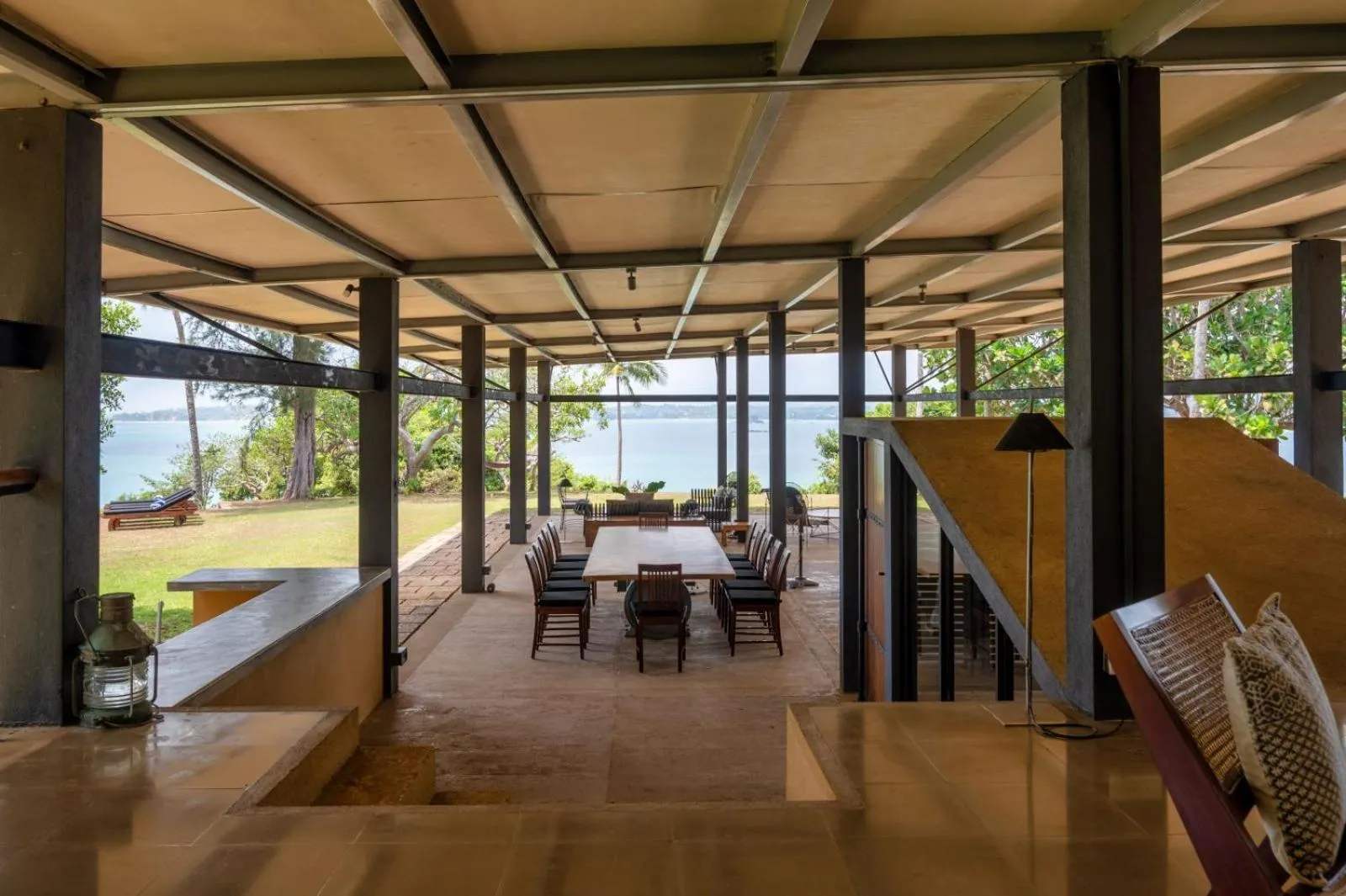 Dining area in Redcliffs, Mirissa by The Serendipity Collection