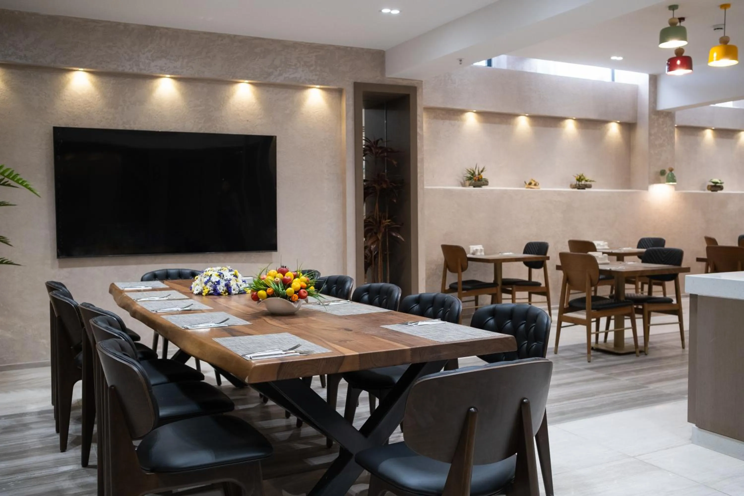 Restaurant/places to eat in Buke Hotel Bomonti