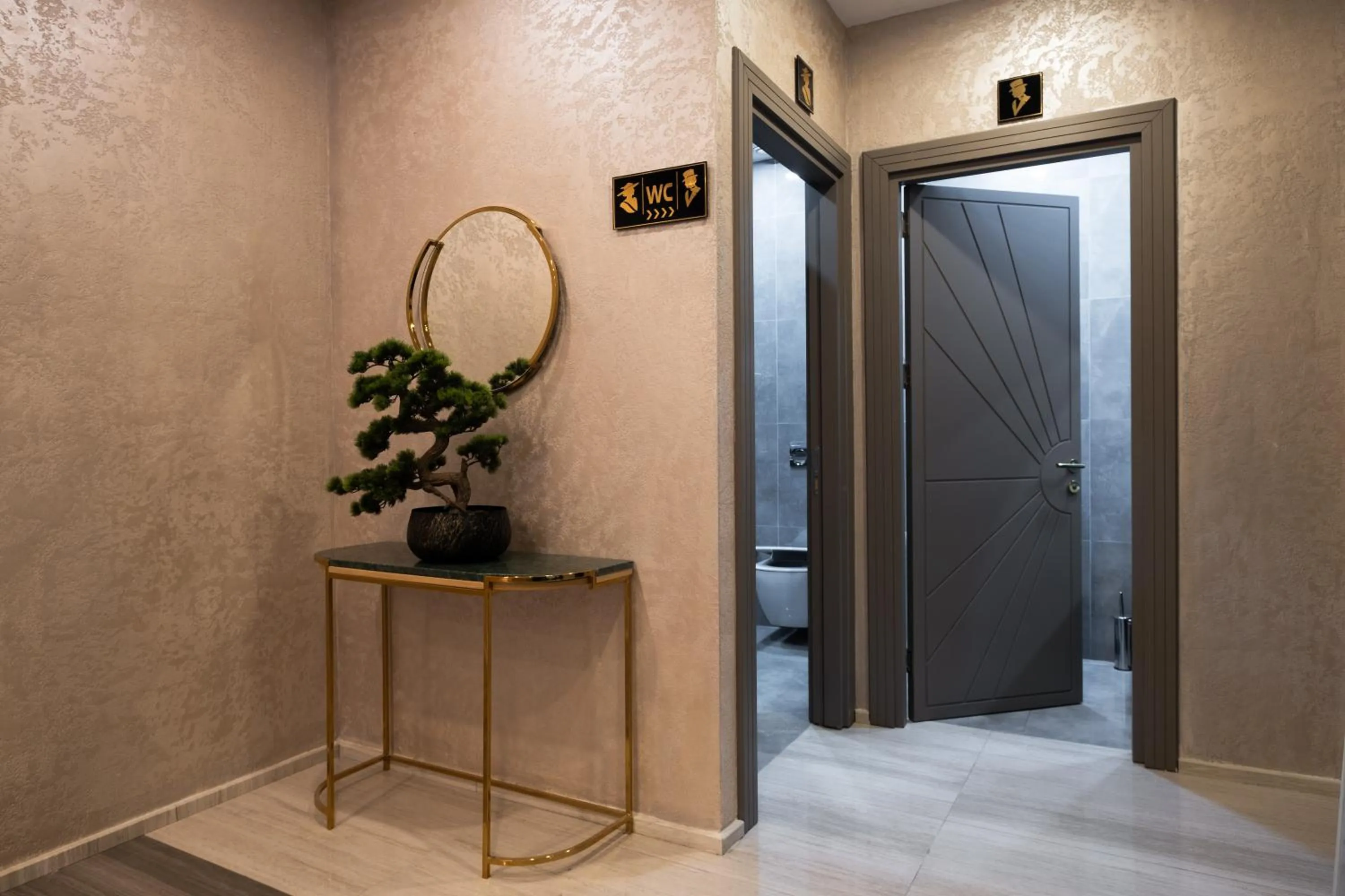 Toilet in Buke Hotel Bomonti