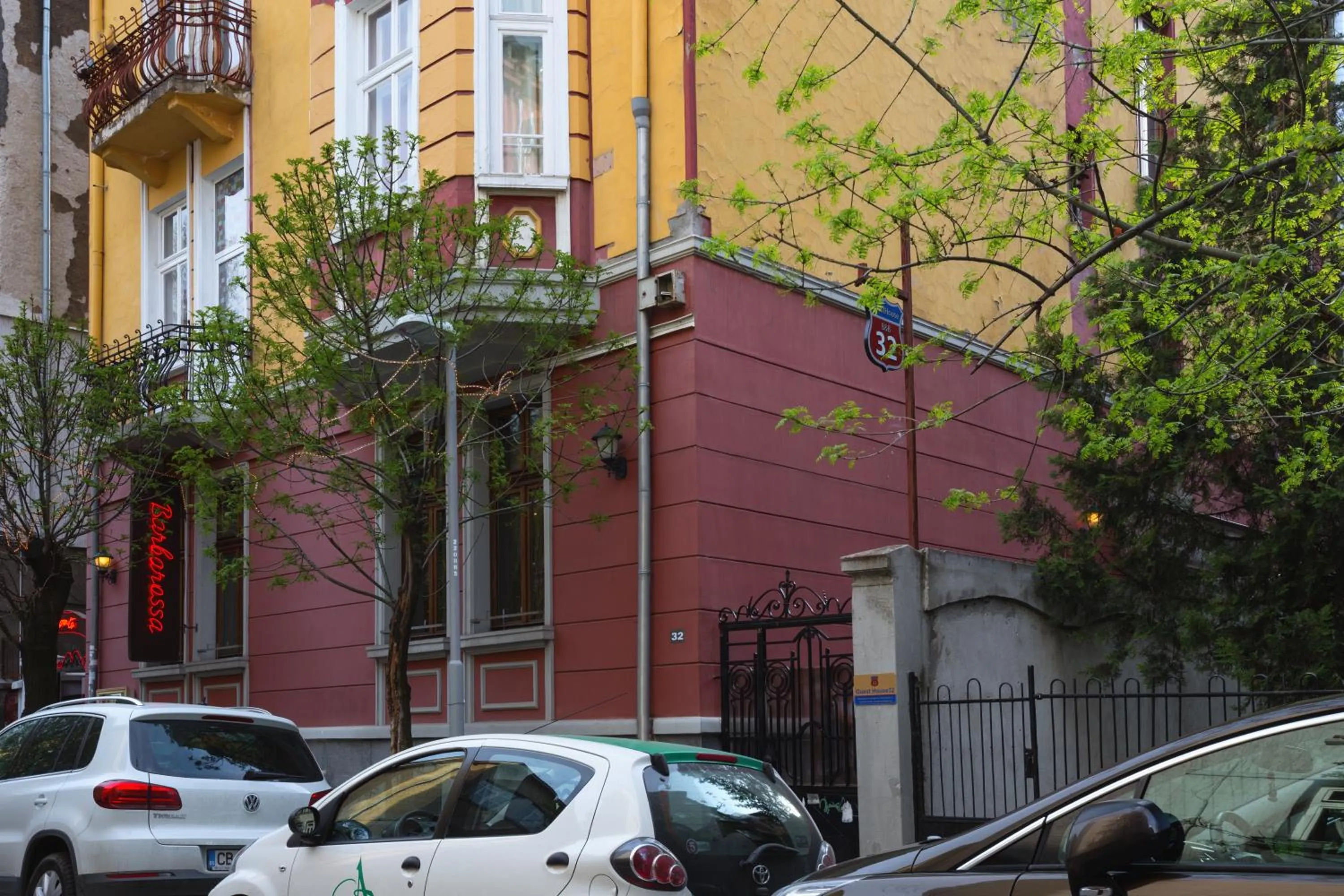 Facade/entrance in Guesthouse32