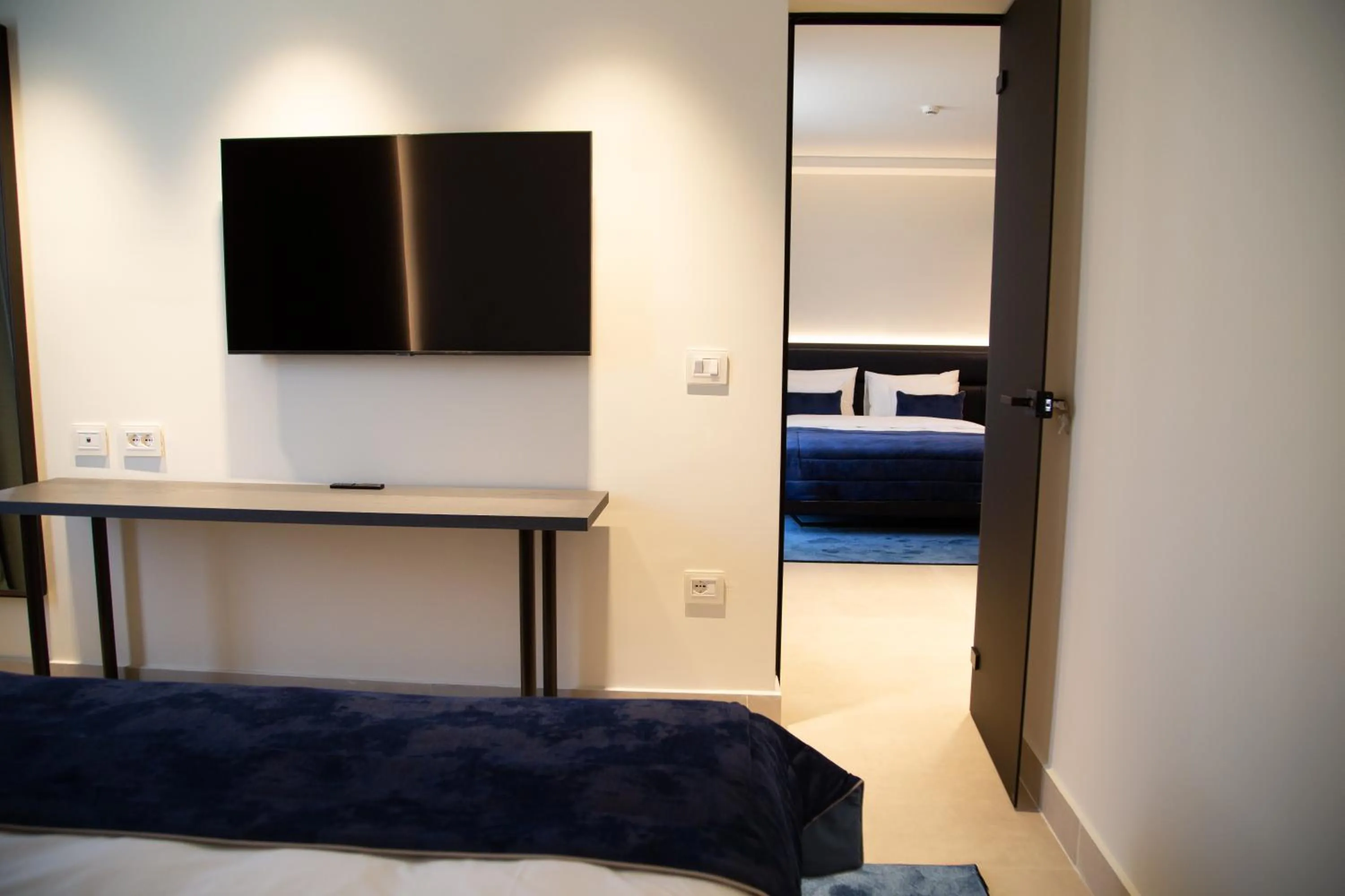 Bedroom, Bed in Abi's Hotel & SPA Vlore