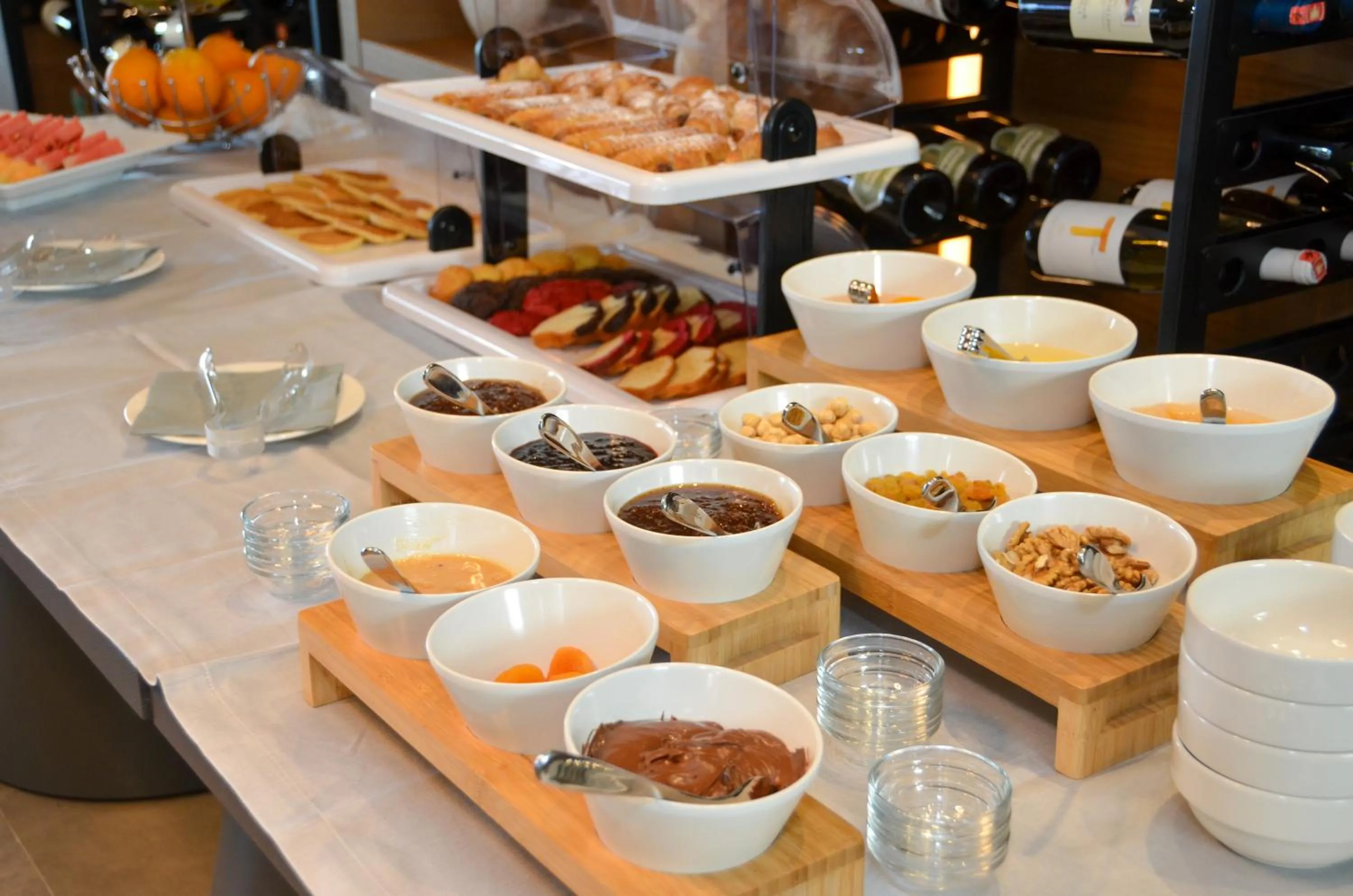 Breakfast in Abi's Hotel & SPA Vlore