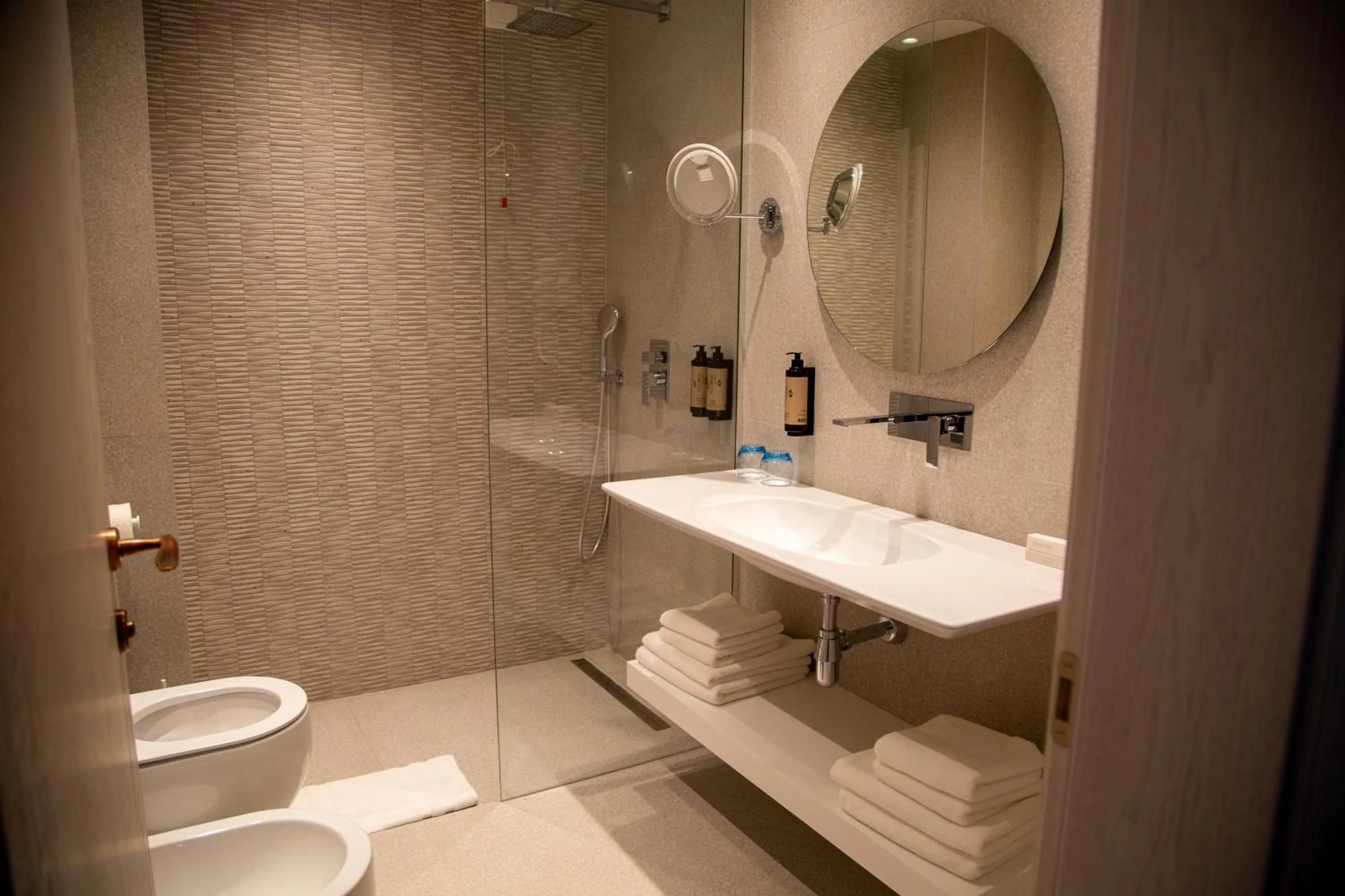 Toilet in Abi's Hotel & SPA Vlore