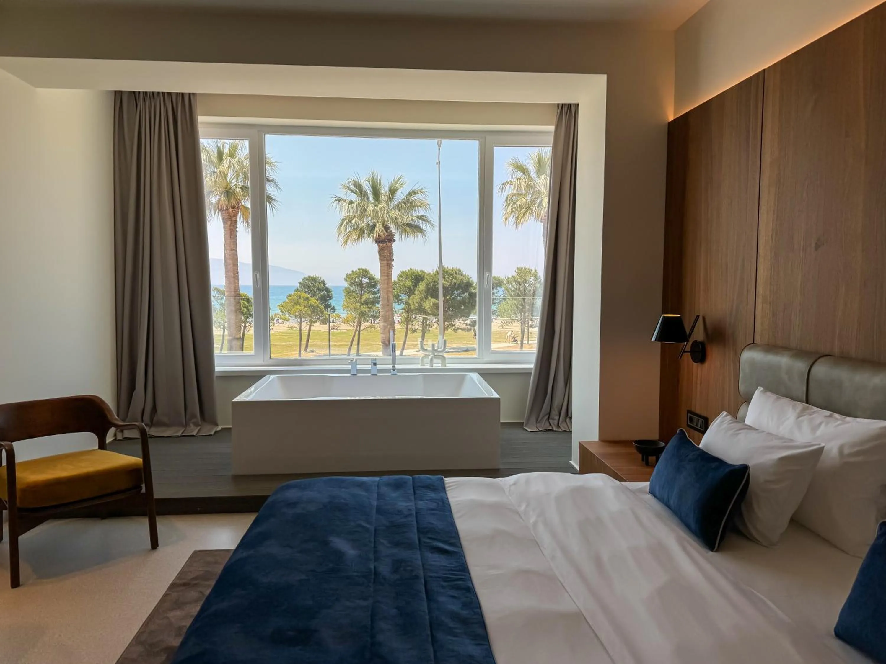 Bed in Abi's Hotel & SPA Vlore